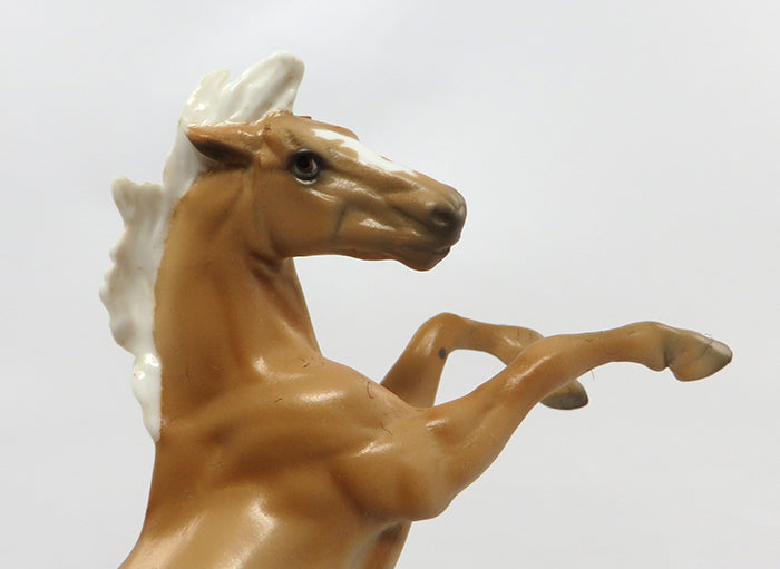 WOODSTOCK-LE-6 DARLING PALOMINO APPALOOSA REARING CHIP 8/26