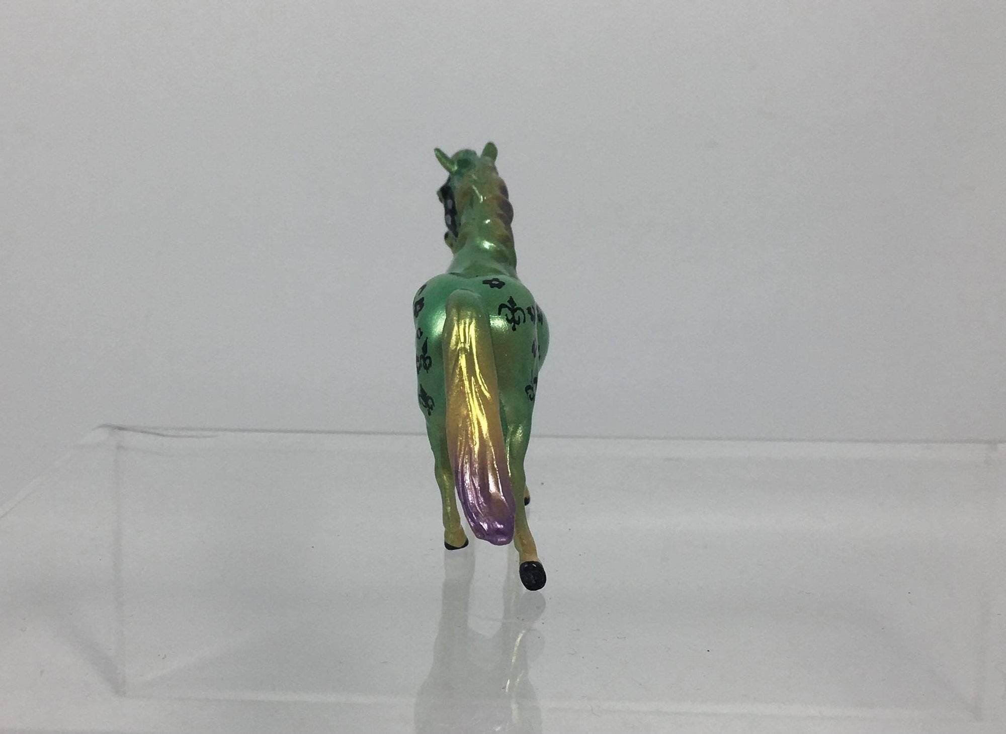 Bead-OOAK Mardi Gras Pony Chip Deco SB21