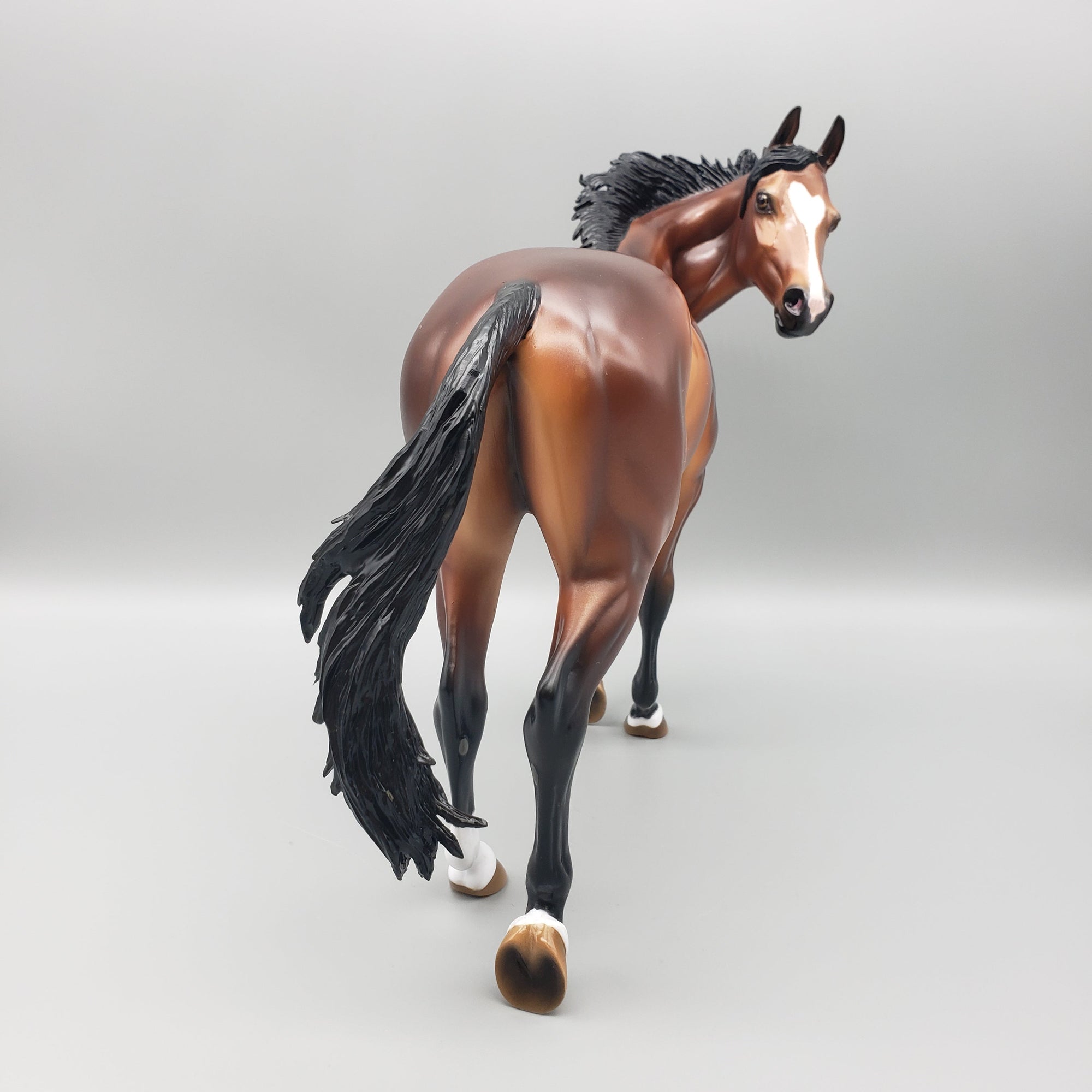 Last Ride Basket 4 Equilocity 2023 - OOAK Bay Thoroughbred By Ashley Palmer EQ23