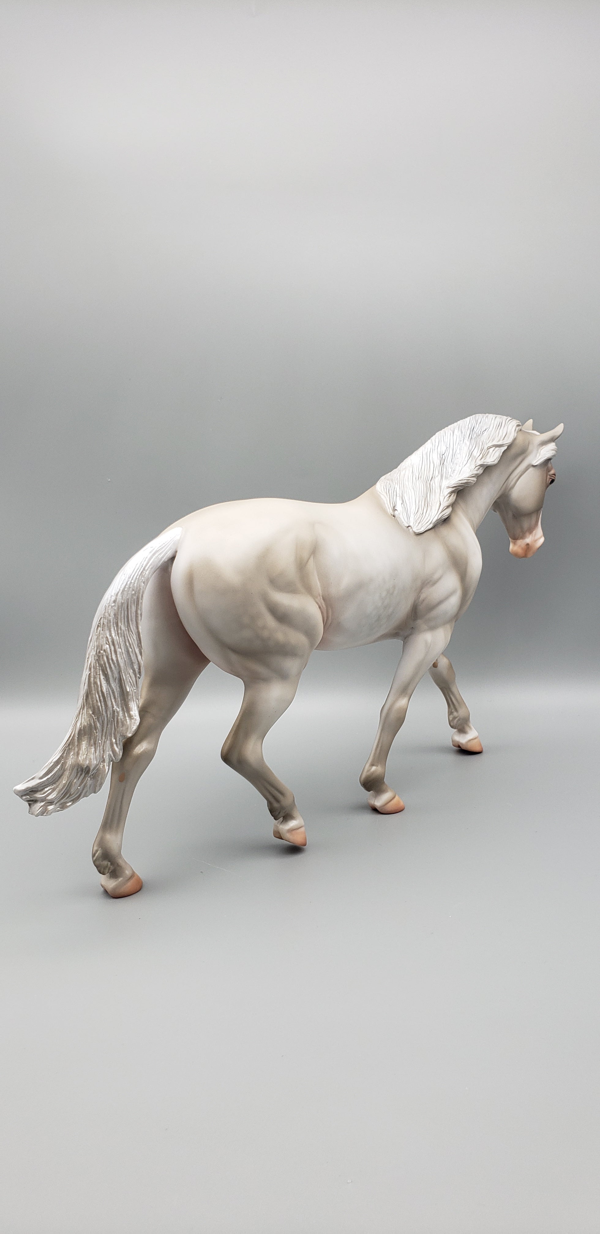 Madara Golden Champagne Irish Draught By Julie Keim AoTH23