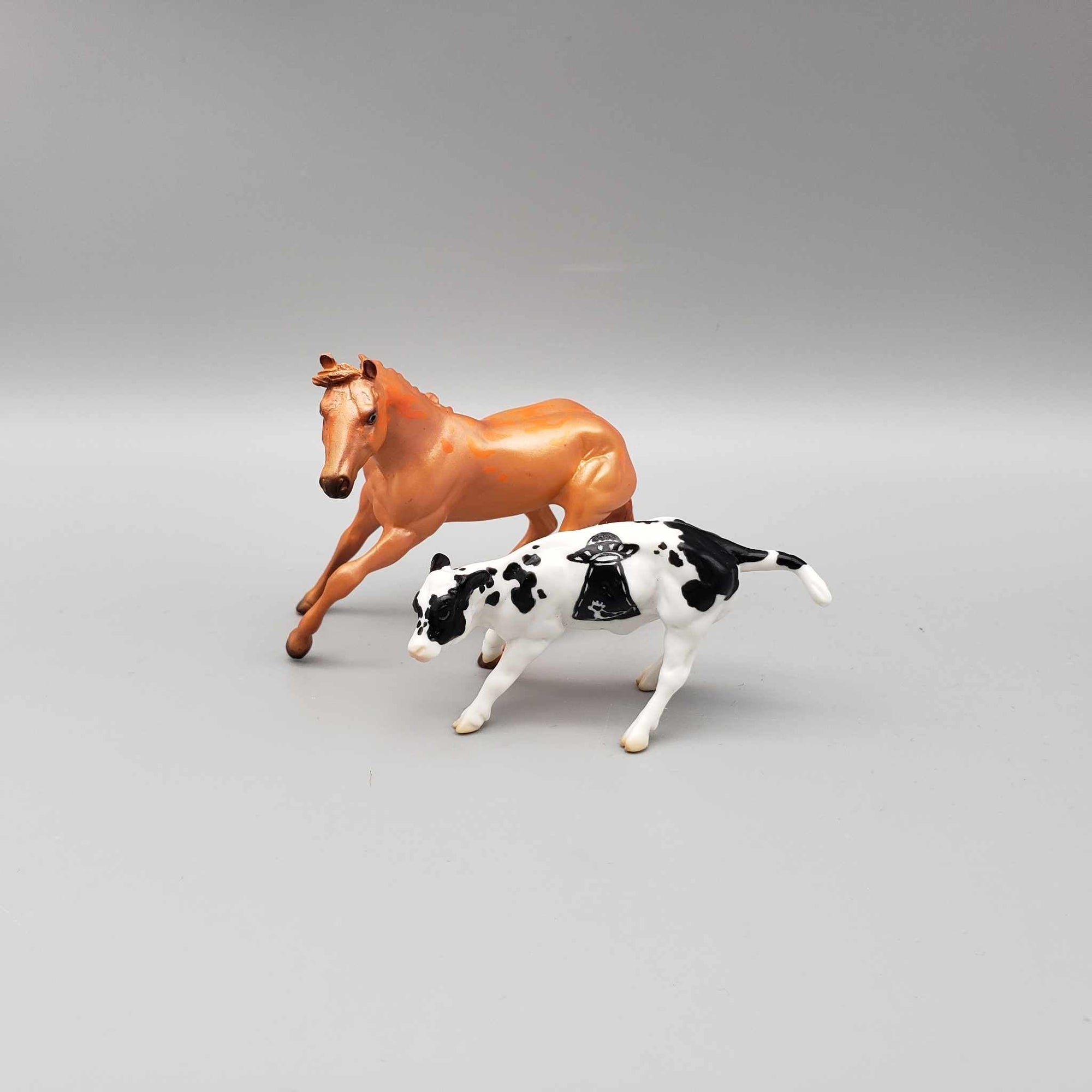 Kraunkrieks & Calf OOAK Orange Blacklight Reactive Cutter & Alien Calf Chip LE-30 By Jess Hamill Moonlight Madness 2023 MM23