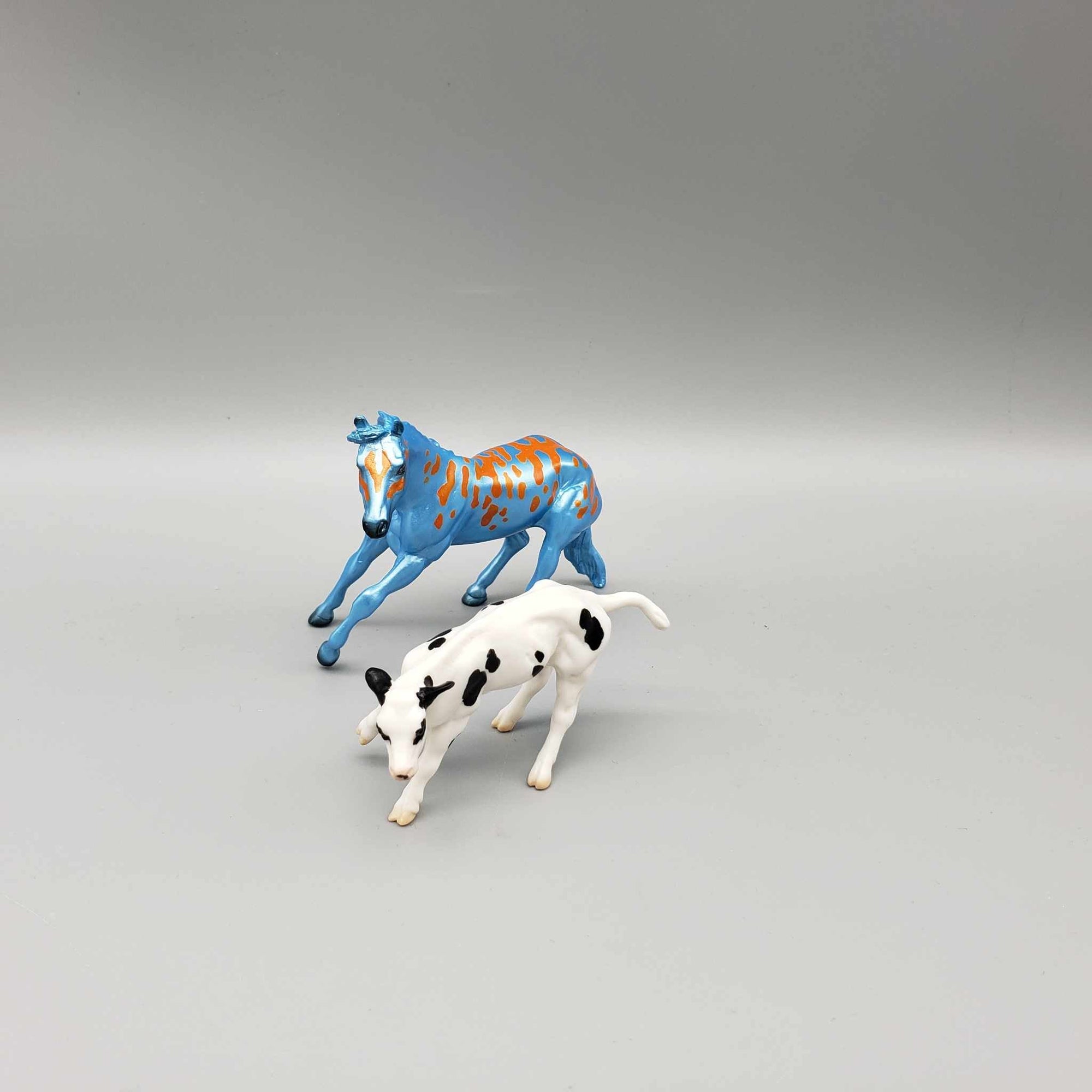 Uphi & Calf OOAK Neon Blue Blacklight Reactive Cutter & Alien Calf Chip LE-30 By Jess Hamill Moonlight Madness 2023 MM23