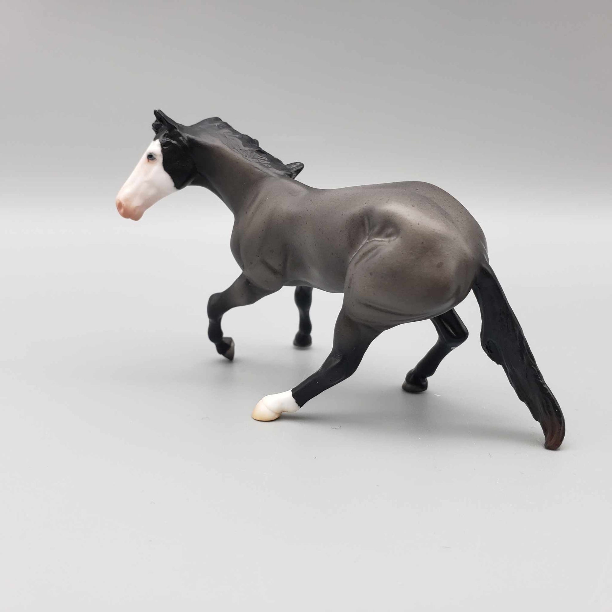 Mojo OOAK Blue Roan Cutter Chip By Angela Marleau Fall Into Autumn Random Drop Sale 9/23