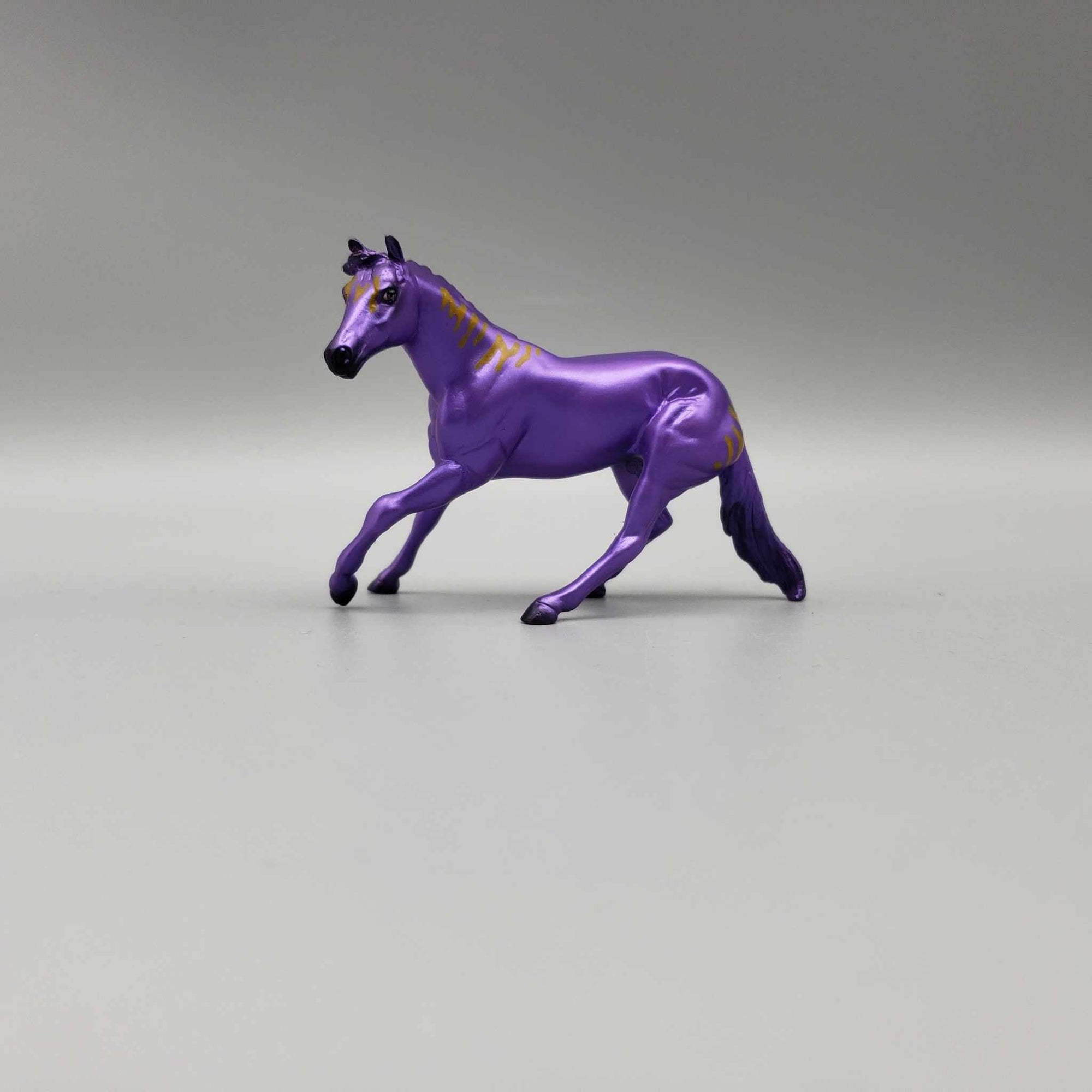 Draik'ut & Calf OOAK Purple Blacklight Reactive Cutter & Alien Calf Chip LE-30 By Jess Hamill Moonlight Madness 2023 MM23