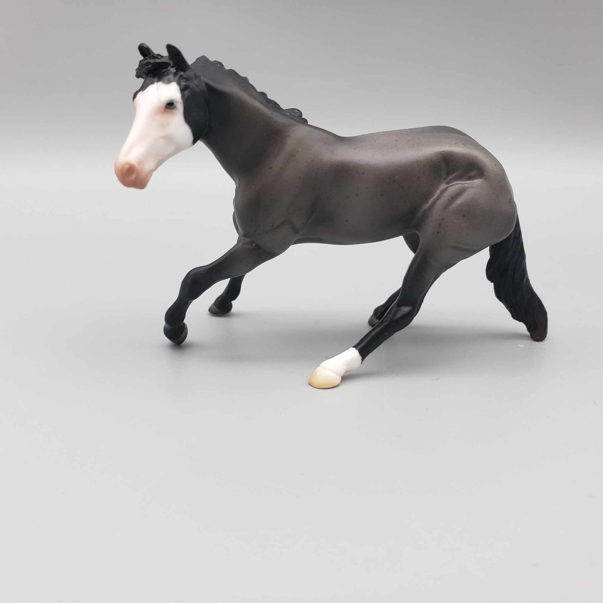 Mojo OOAK Blue Roan Cutter Chip By Angela Marleau Fall Into Autumn Random Drop Sale 9/23