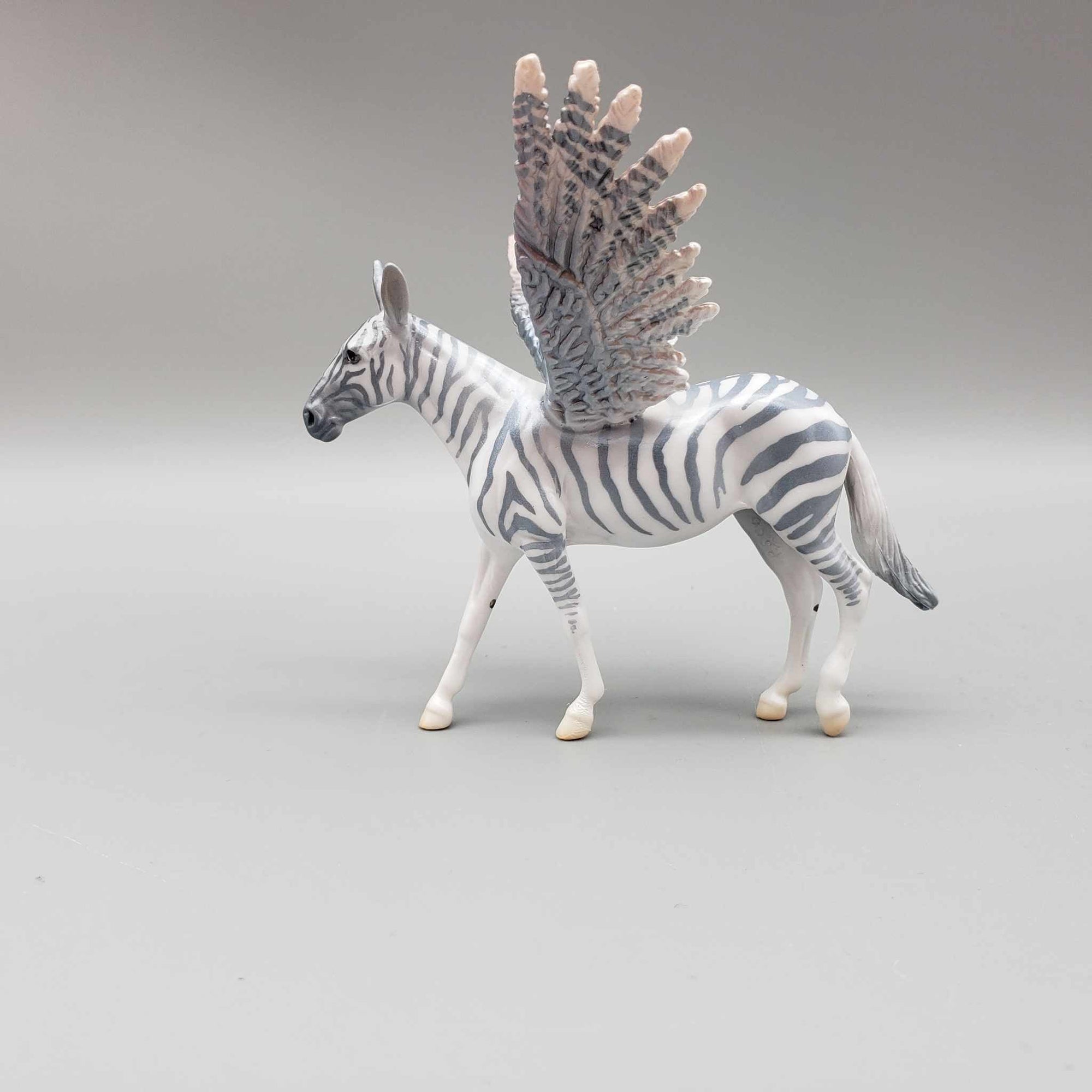 Elfie OOAK Deco Gray Winged Zebra Mule Chip By Jess Hamill Holiday Sale HS23