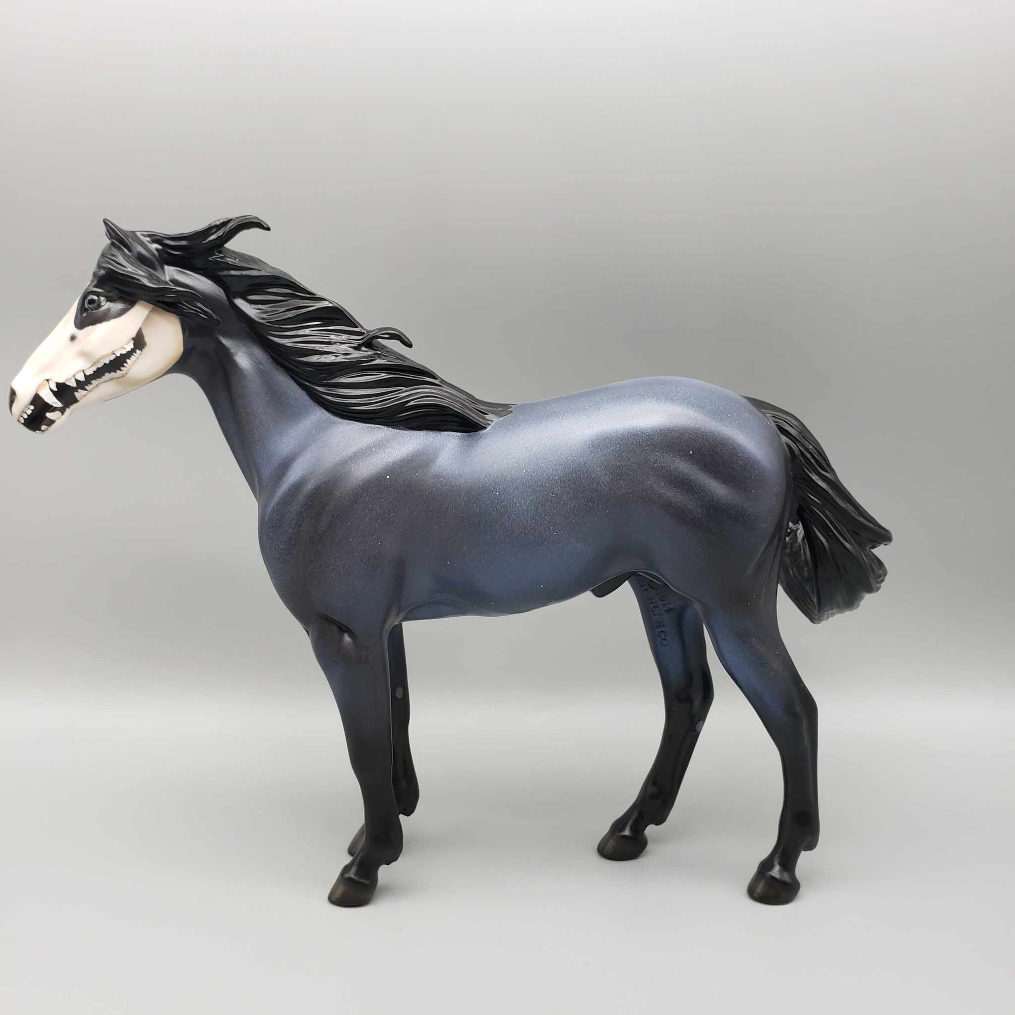 Faked My Death OOAK Halloween Deco Dark Blue Roan w/ Virginia Opossum Skull By Ellen Robins Moonlight Madness 2023 MM23