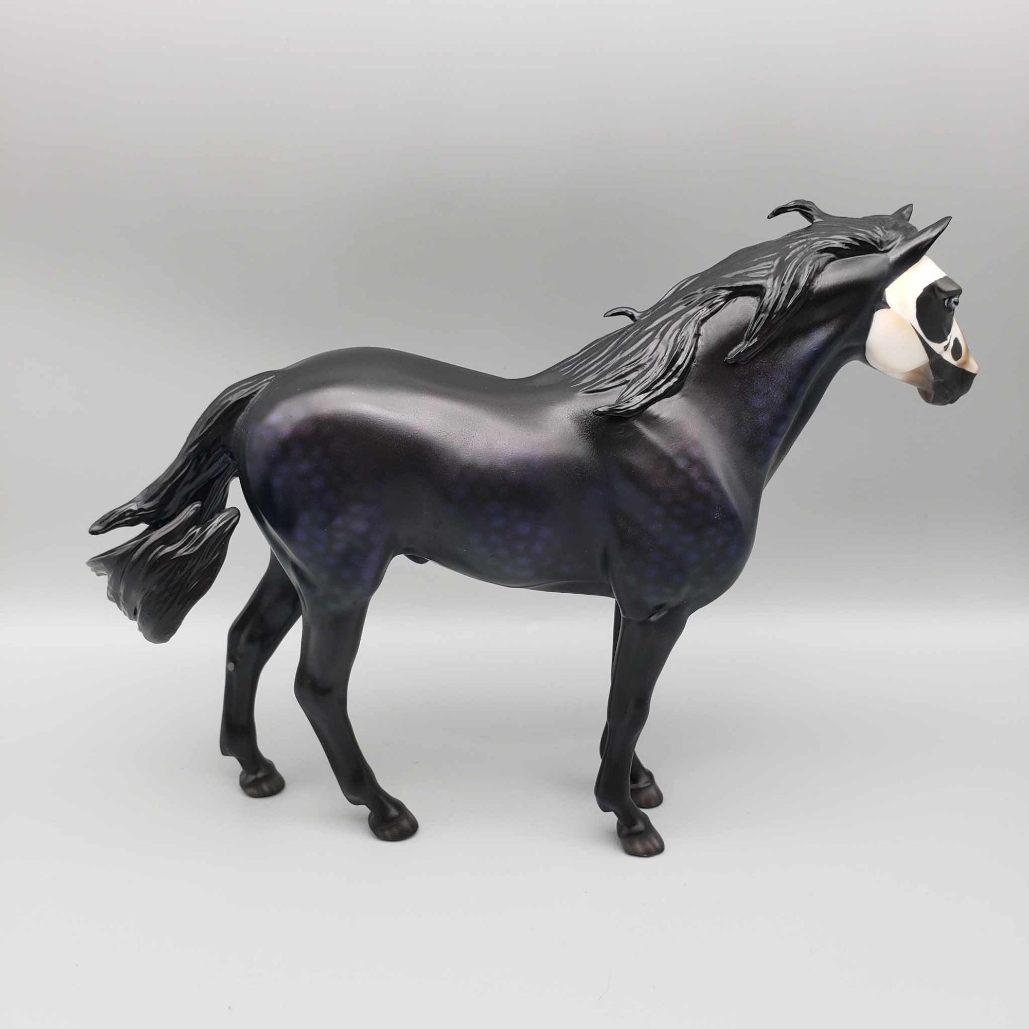 Guilt By Association OOAK Halloween Deco Dappled Raven Black w/Common Raven Skull By Ellen Robins Moonlight Madness 2023 MM23