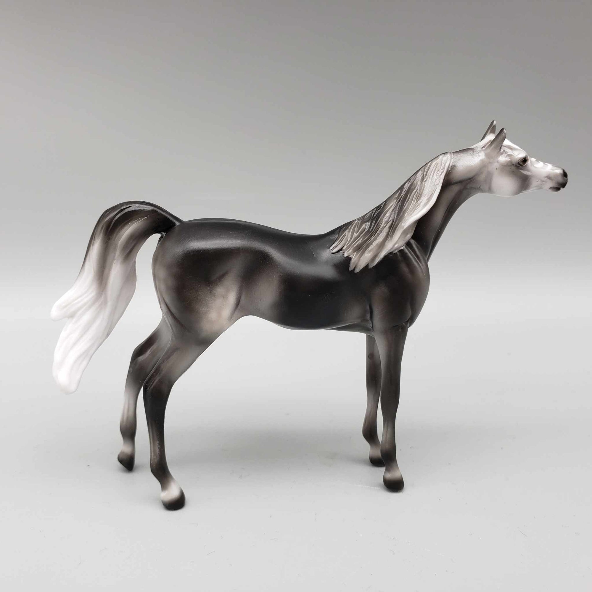 A Christmas Carol Model Horse Chip Grab Bags 😍 One Per Customer Please - 32 pieces! CL23