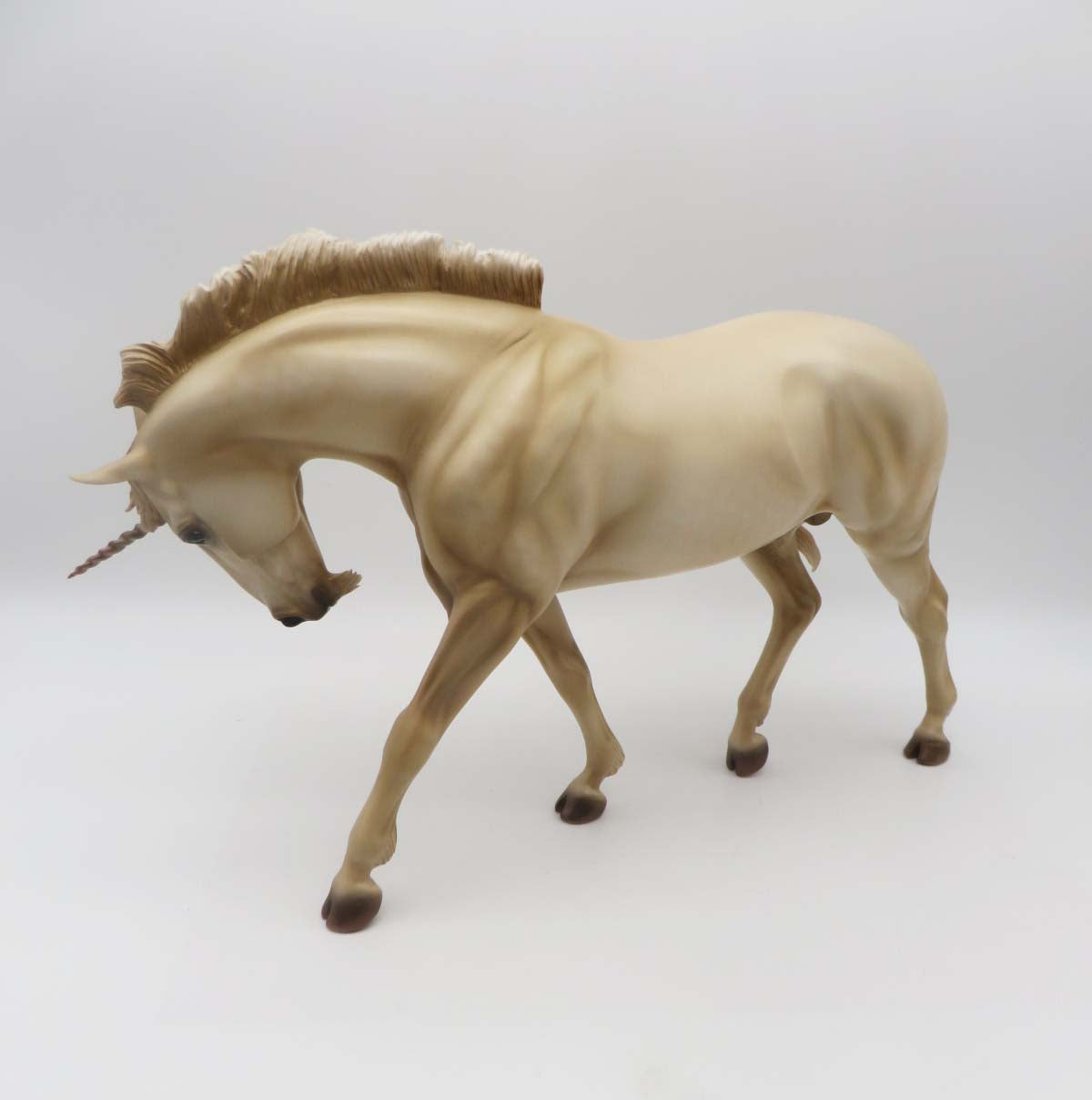 A Golden Lion - OOAK - Dapppled Gold Unicorn Irish Draught By Ashley Palmer - Best Offer 4/17/23