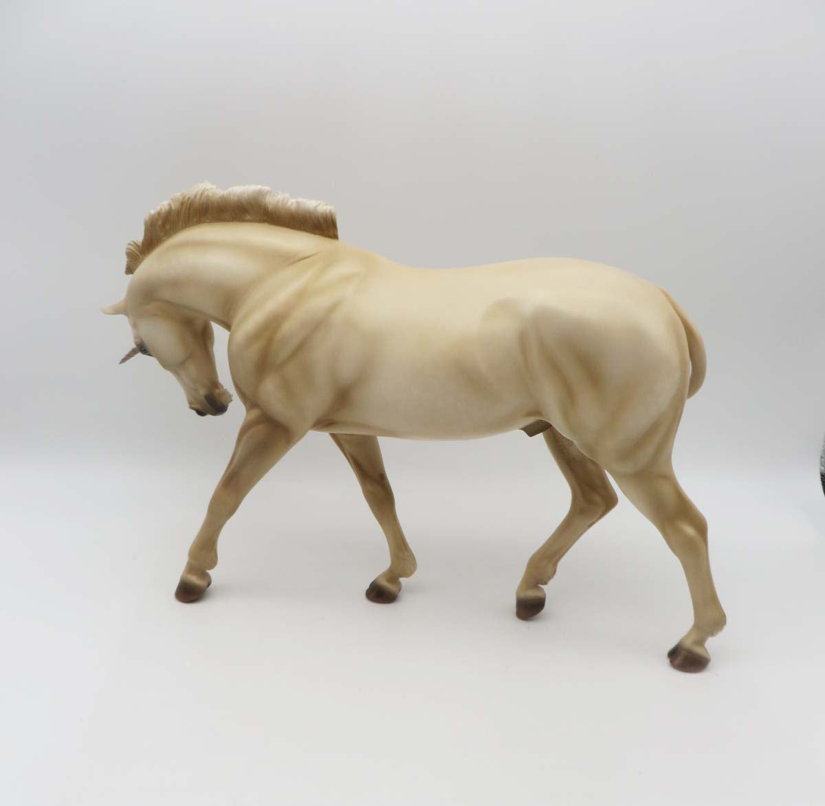 A Golden Lion - OOAK - Dapppled Gold Unicorn Irish Draught By Ashley Palmer - Best Offer 4/17/23