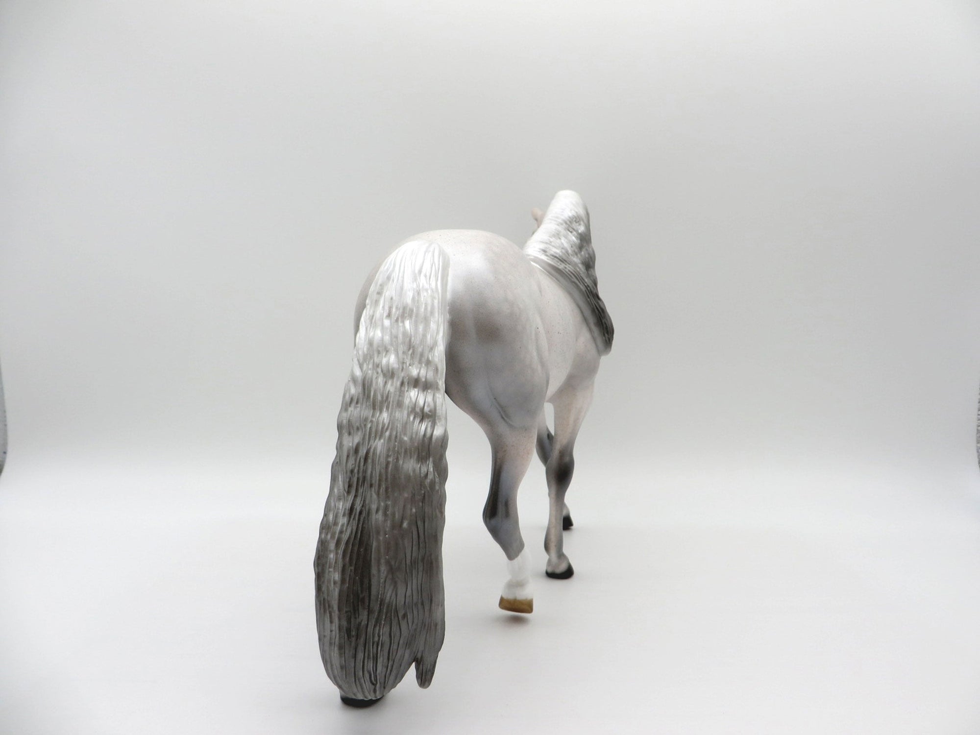 Altostratus-LE-6-Dapple Grey Pony SHCF 2021