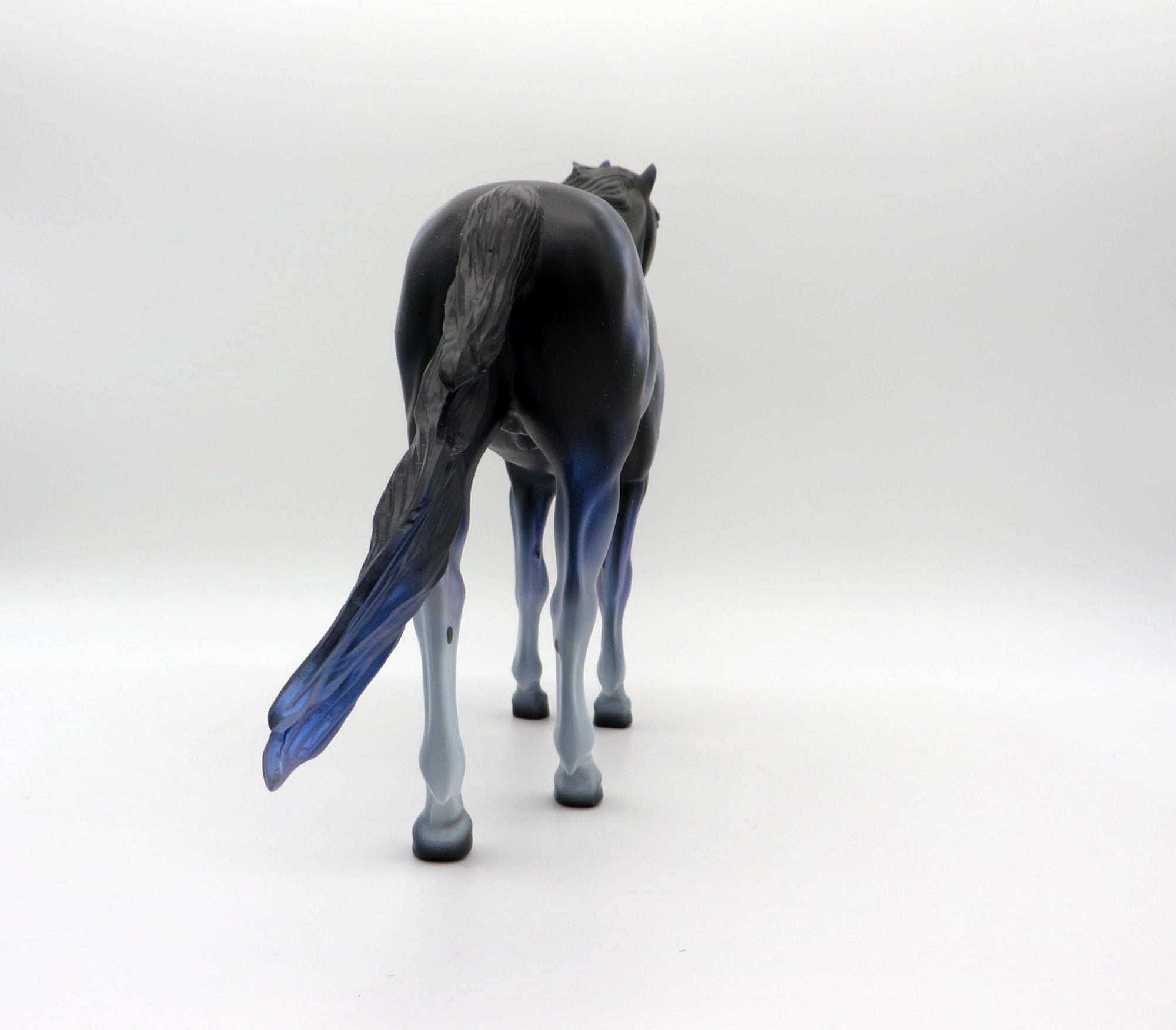 Aphelion-LE-5 Deco Spanish Mustang Painted By Ellen Robbins 5/28/21