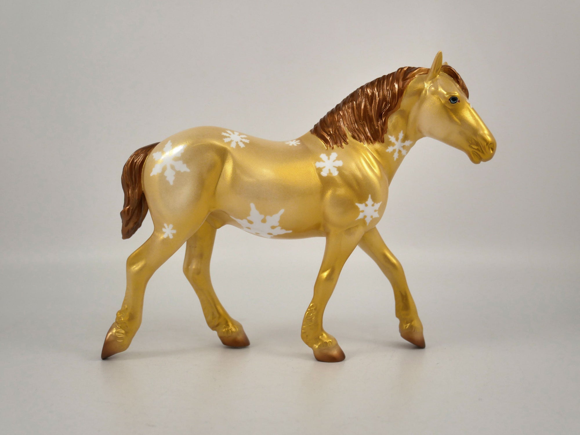 Apricity-OOAK Snowflake Trotting Draft Pebbles 12/16/20