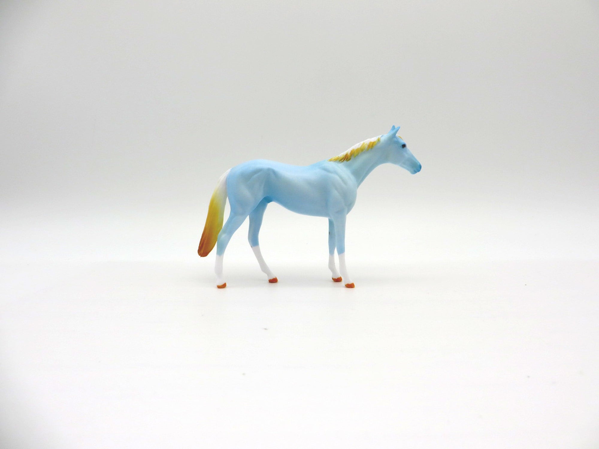 Ardeadoris-OOAK Chip Thoroughbred Deco Sea Slug Painted By Ellen Robbins 7/16/21