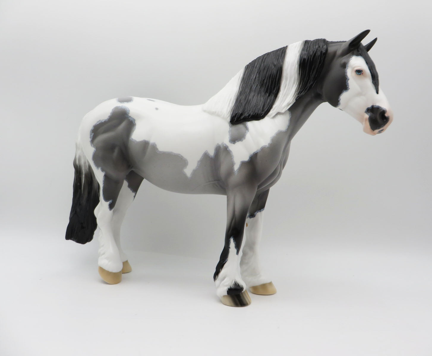 Blue Jay In A Blizzard- OOAK - Blue Roan Tobiano Heavy Draft By Ellen Robbins - Best Offers 1/30/23