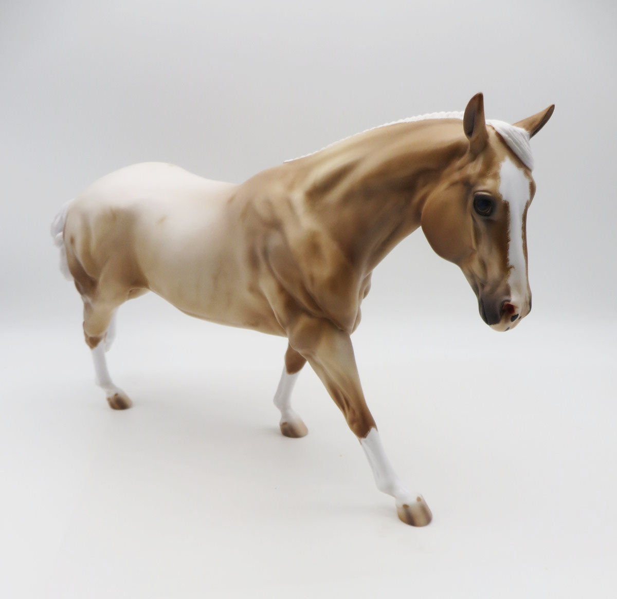 Bruford - OOAK Palomino Roan Remington By Caroline Boydston 11/28/22