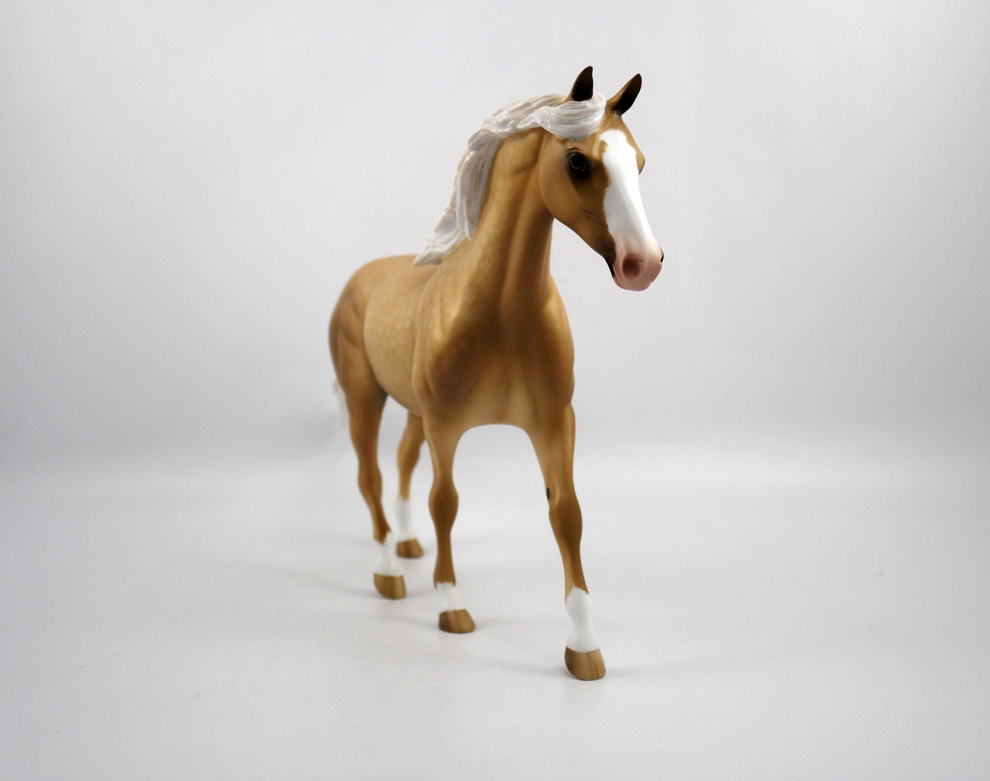 ChaiChi-OOAK Palomino Pony By Sheryl Leisure 2/8/21