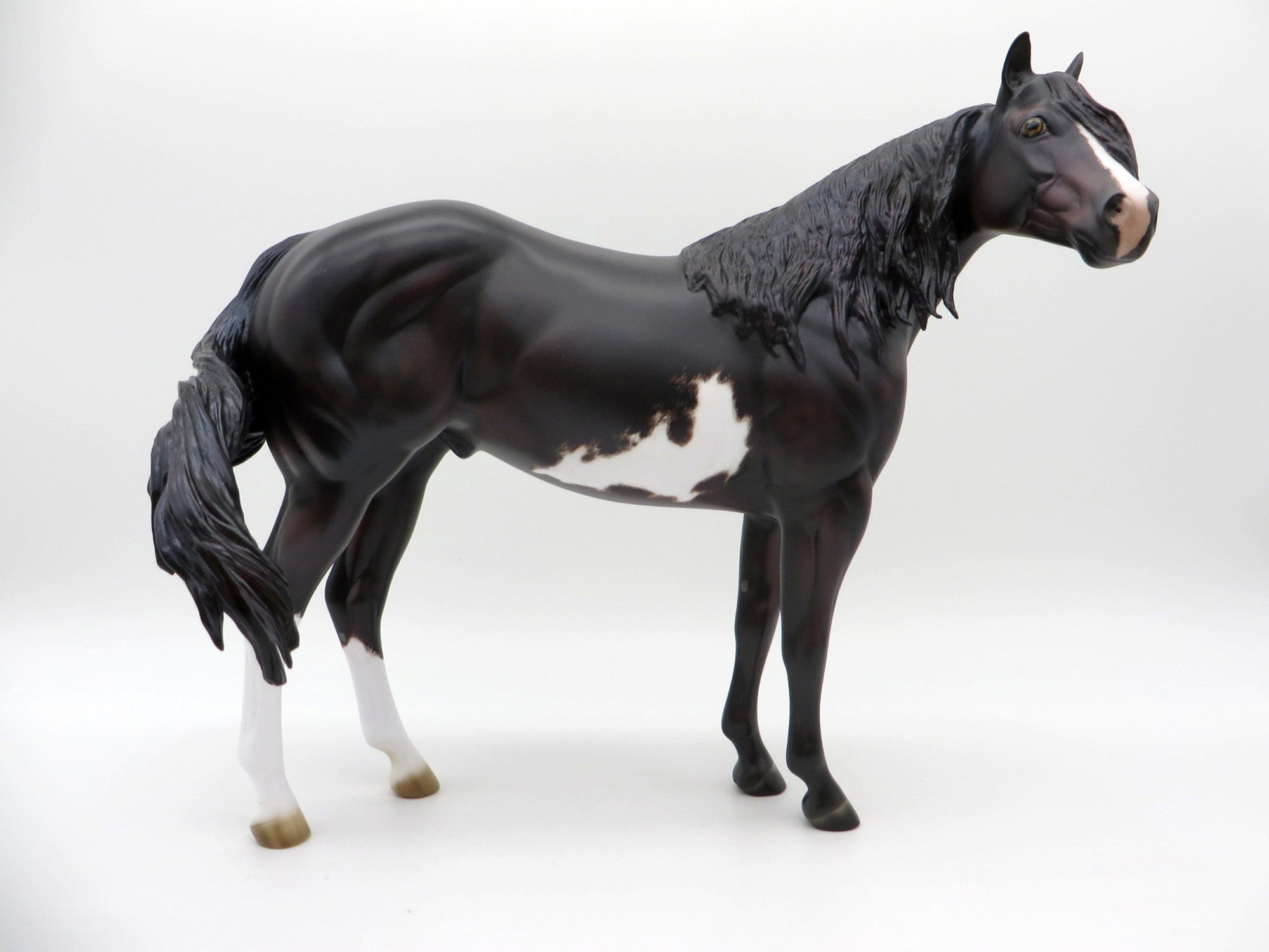 Claude-OOAK Sunburnt Black Overo ISH Equilocity 2021 Painted by Julie Keim