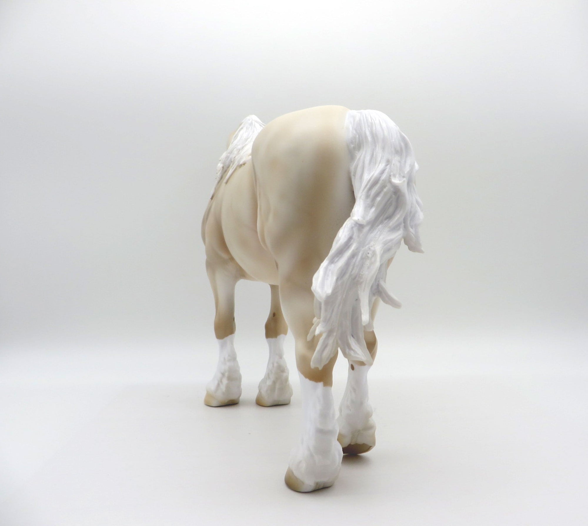 Creme de Creme-OOAK American Draft Mare Julie Keim EQ 21