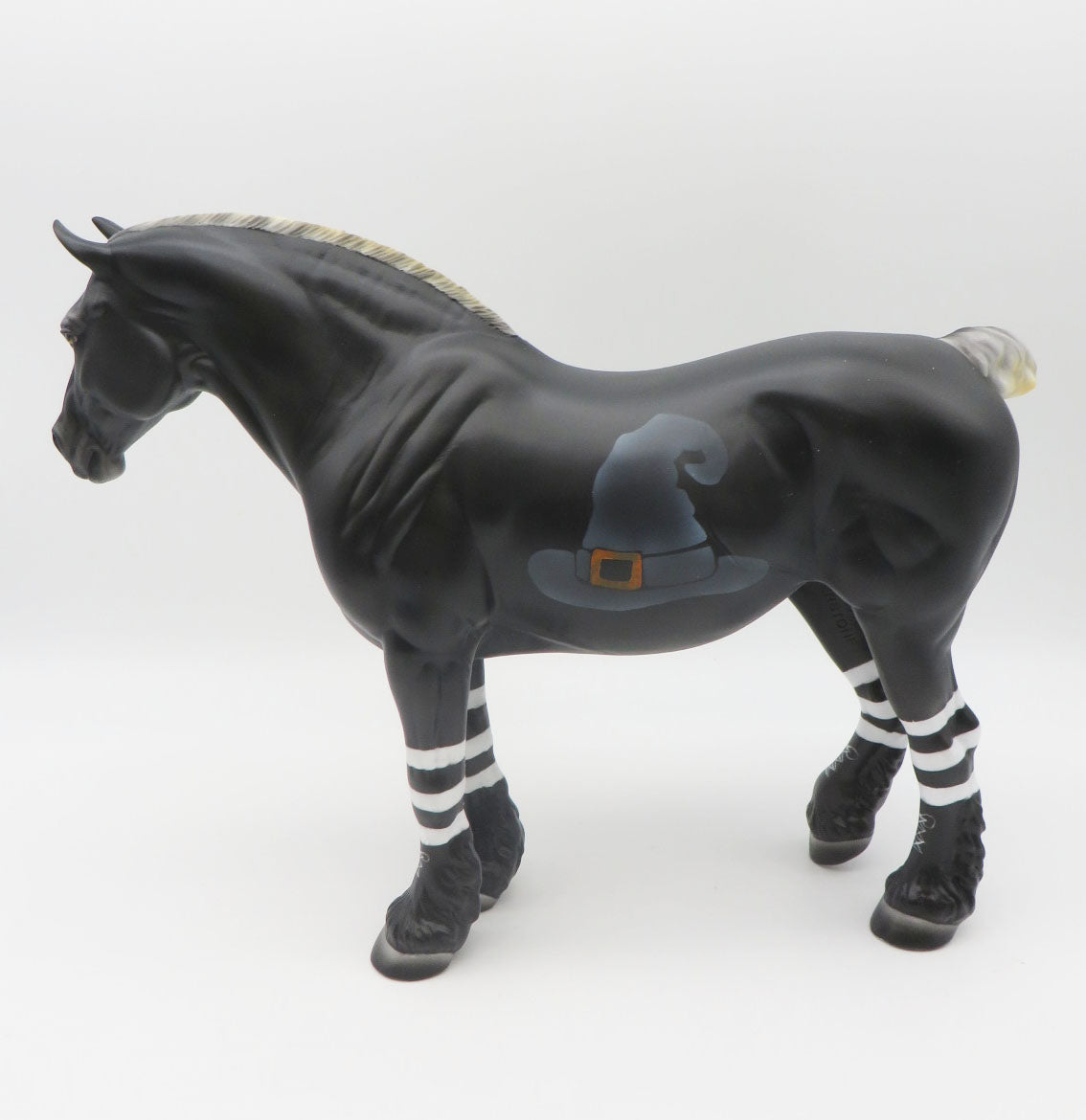 Drusilla - LE 3- Witch Inspired Halloween Decorator Painted By Ashley Palmer - MM22