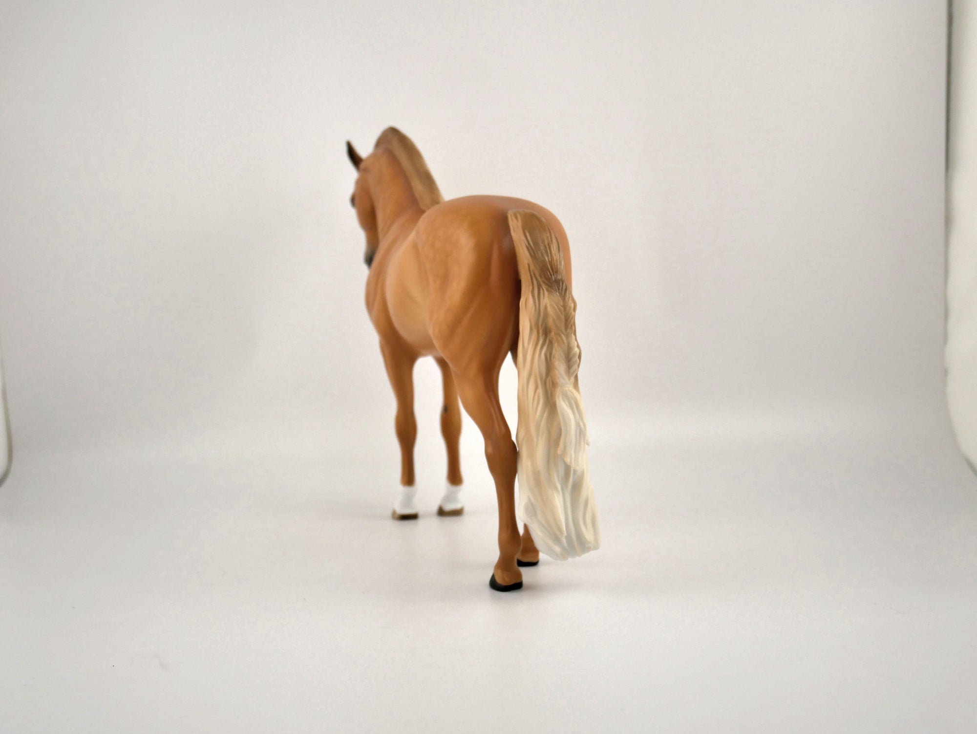 FLAVIAN-OOAK LIGHT CHESTNUT ANDY BY SHERYL LEISURE 11/11/20