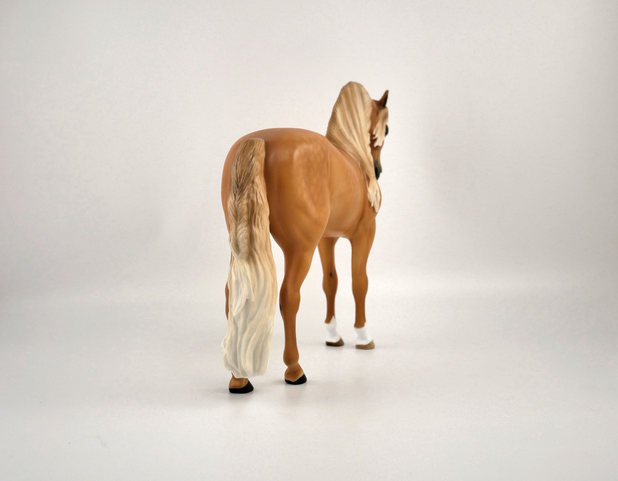 FLAVIAN-OOAK LIGHT CHESTNUT ANDY BY SHERYL LEISURE 11/11/20