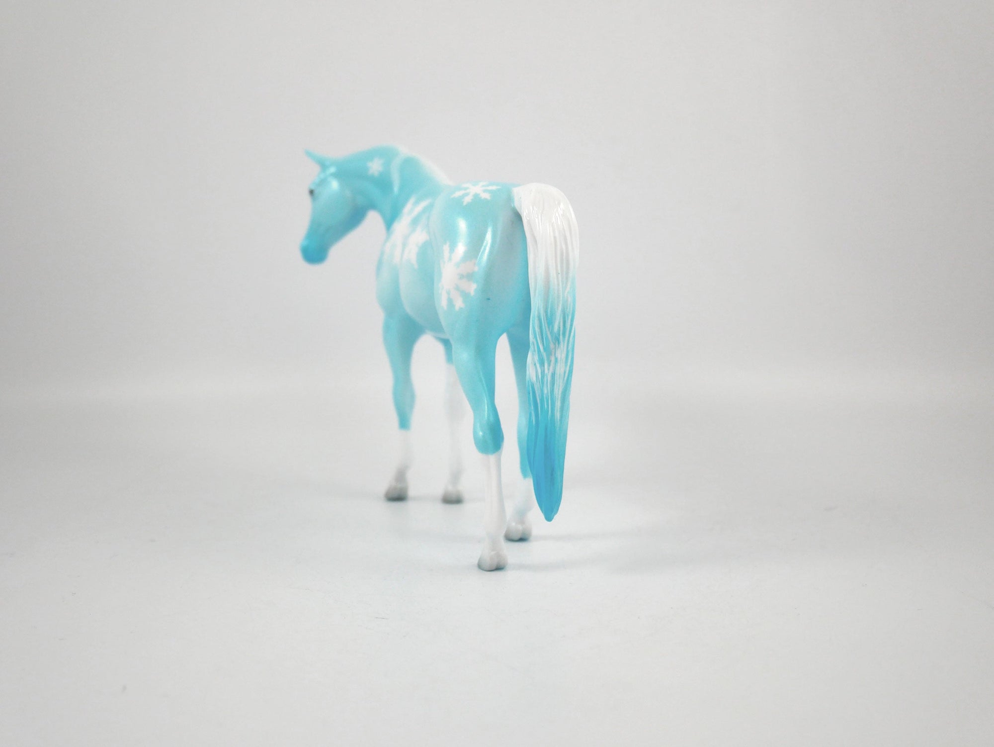 FROSTED FLAKES-OOAK SNOWFLAKE DECORATOR PEBBLES ARABIAN BY ELLEN ROBBINS 12/22/20