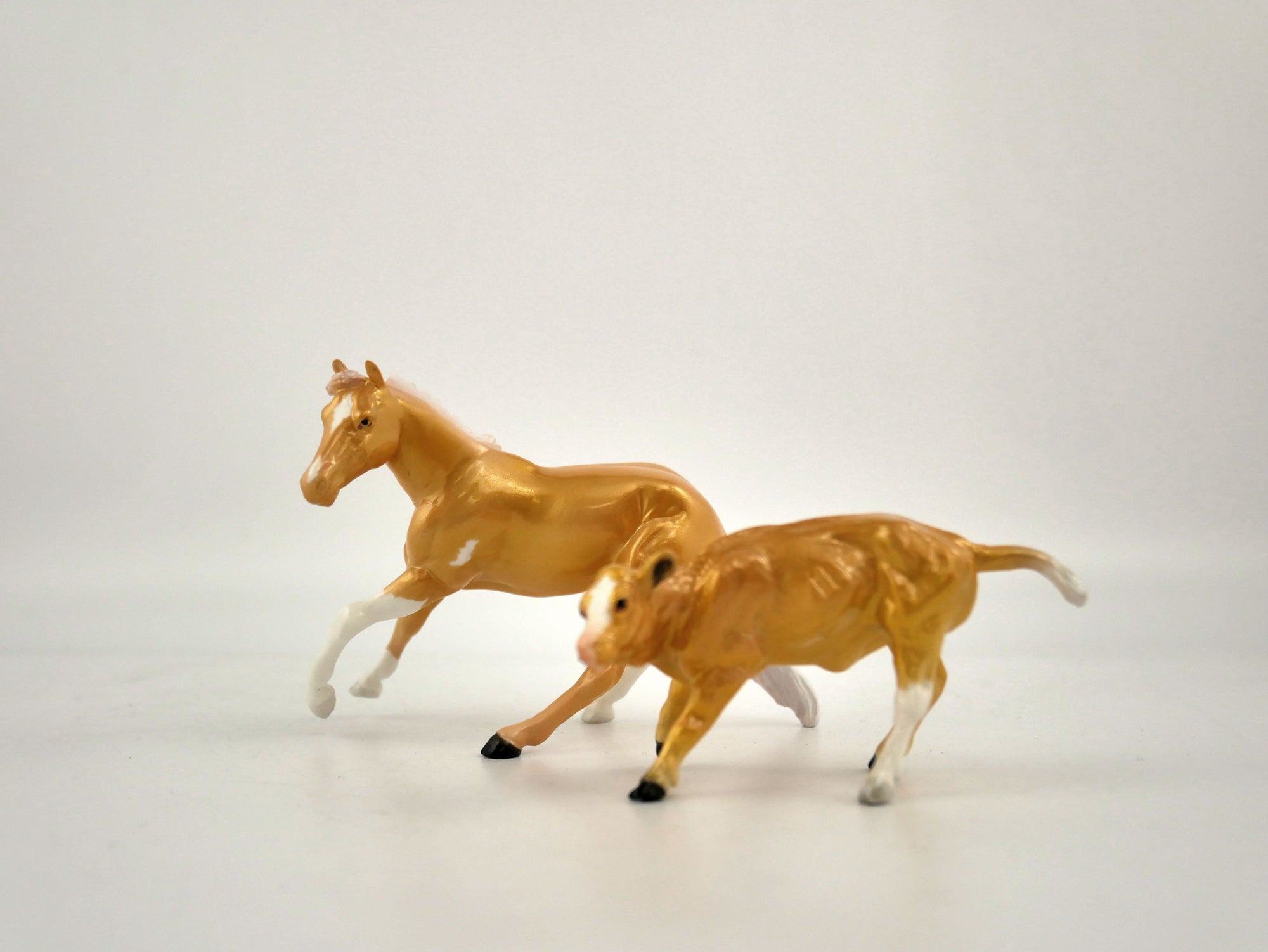 What is inside the Box> Goldie and Ham Set 12/20