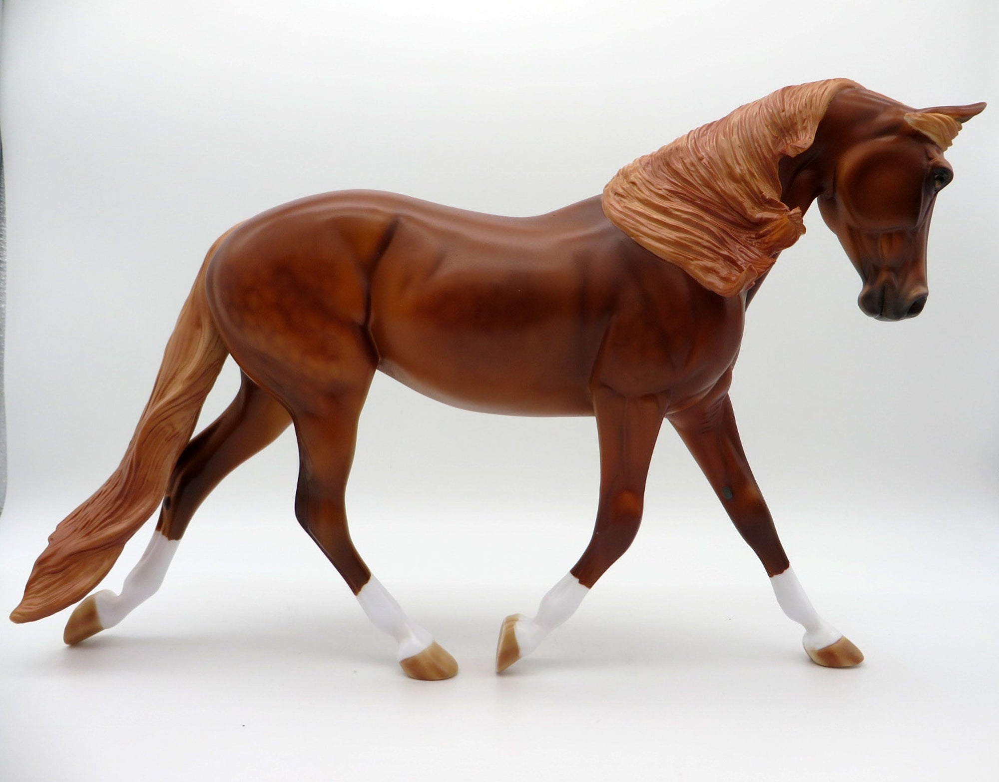 Heroine-LE-Chestnut Palouse painted by Julie Keim Art of the Equilocity 2021