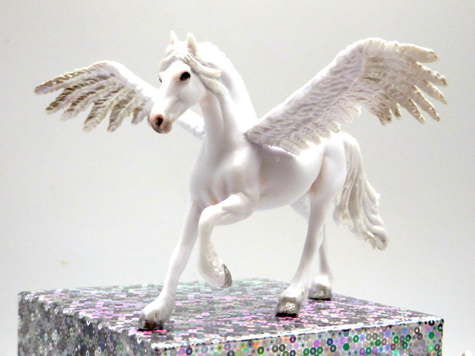 Winged Victory-LE-12 Pegasus Chip EQ 22