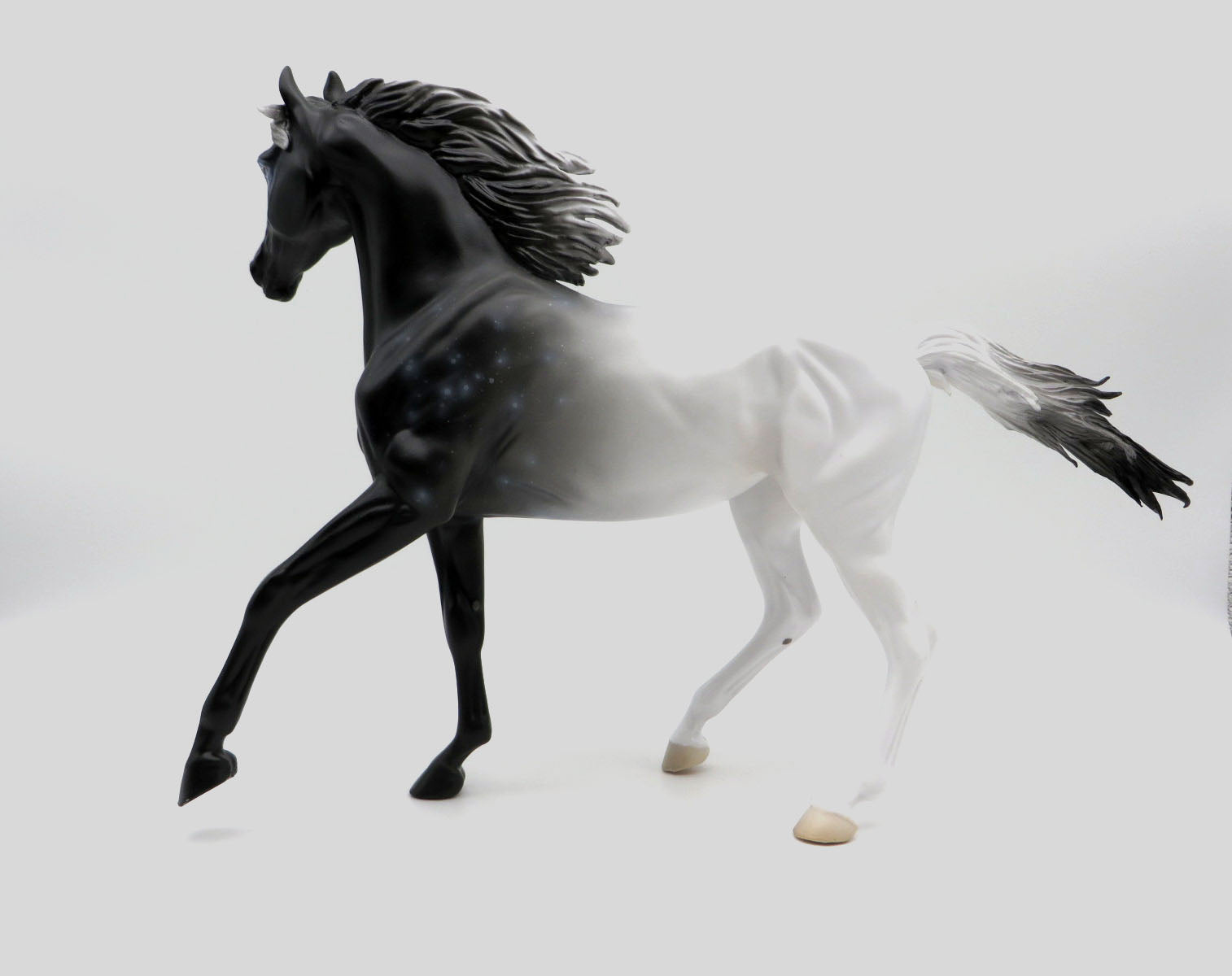 Hrimfaxi-LE-20 Deco Arabian Mare AOTH 22 Painted by Jess Hamill