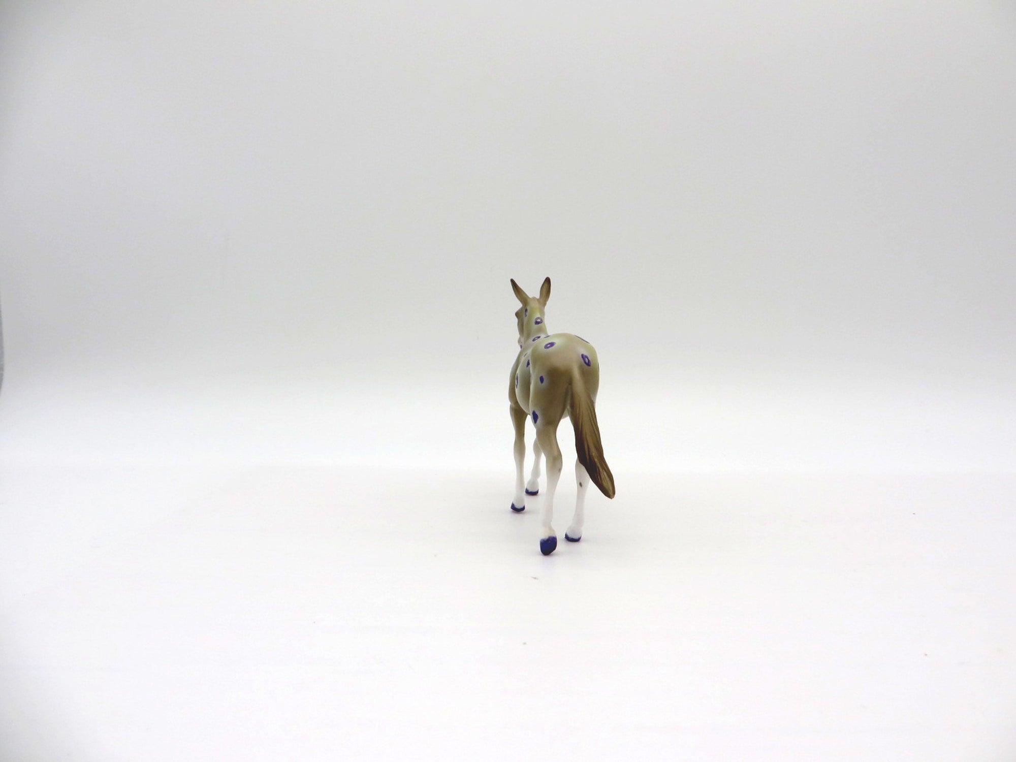 Leopardus-OOAK Chip Mule Deco Sea Slug Painted By Ellen Robbins 7/16/21