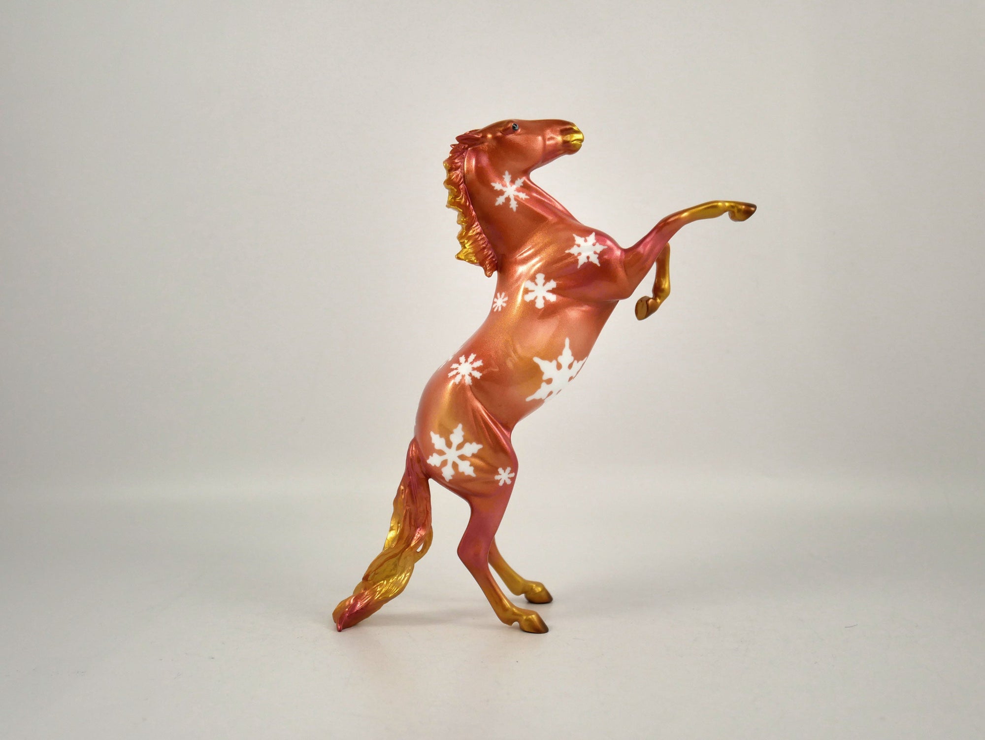 MARMALADE-OOAK SNOWFLAKE DECORATOR REARING PEBBLES BY ELLEN ROBBINS 12/22/20