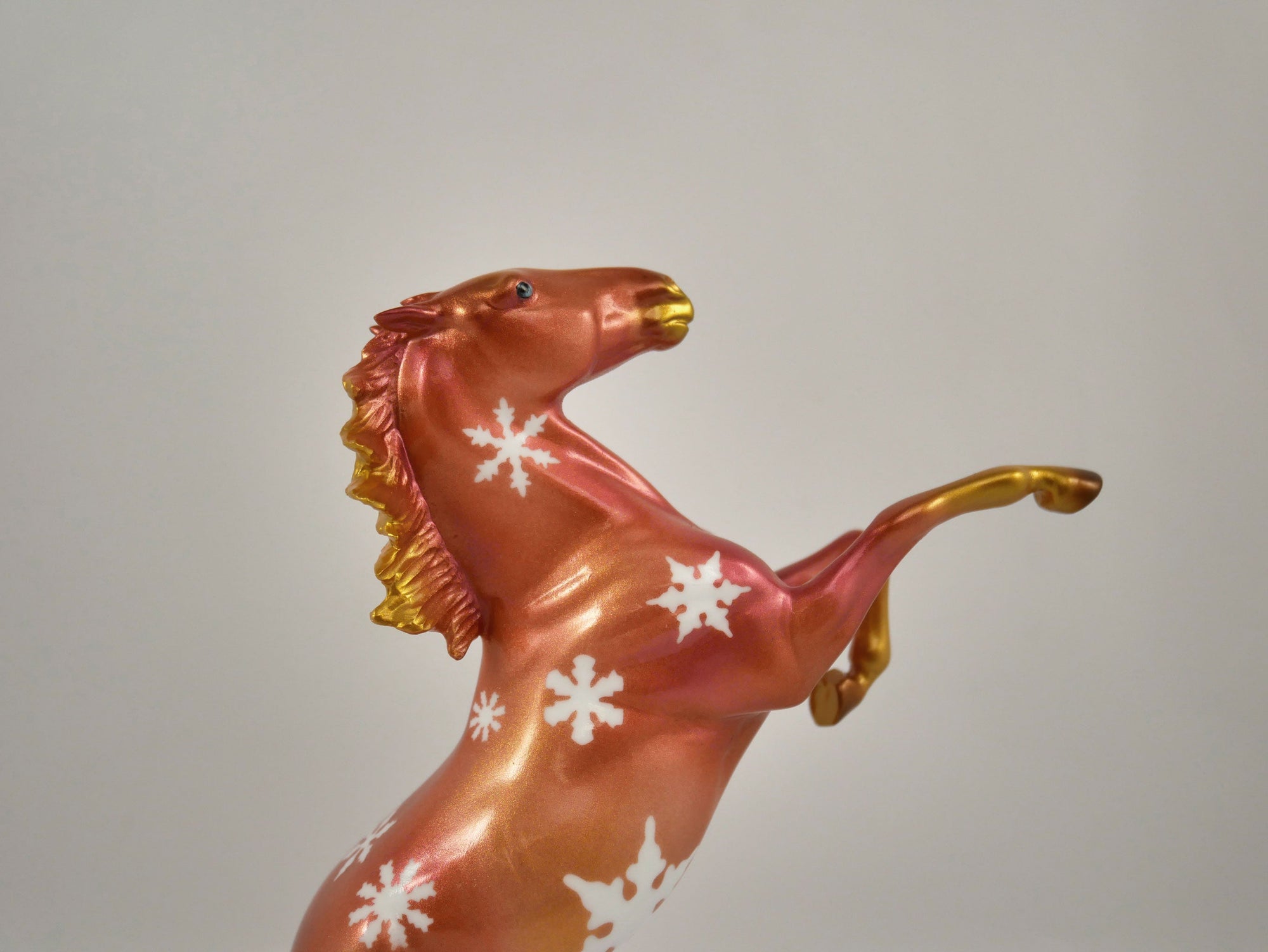 MARMALADE-OOAK SNOWFLAKE DECORATOR REARING PEBBLES BY ELLEN ROBBINS 12/22/20