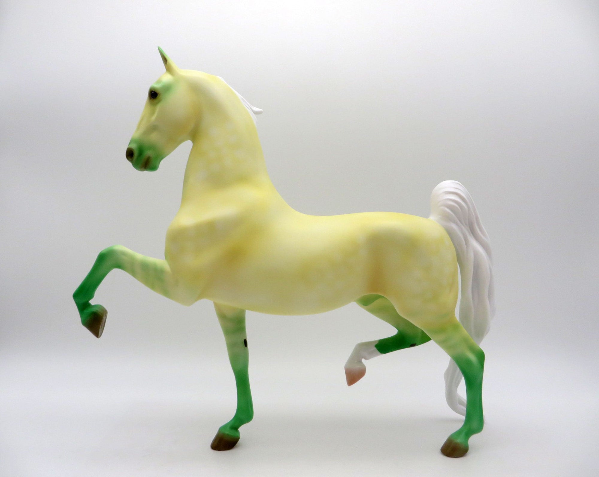 Mello Yellow-OOAK Deco Saddlebred Painted By Ellen Robbins 6/4/21