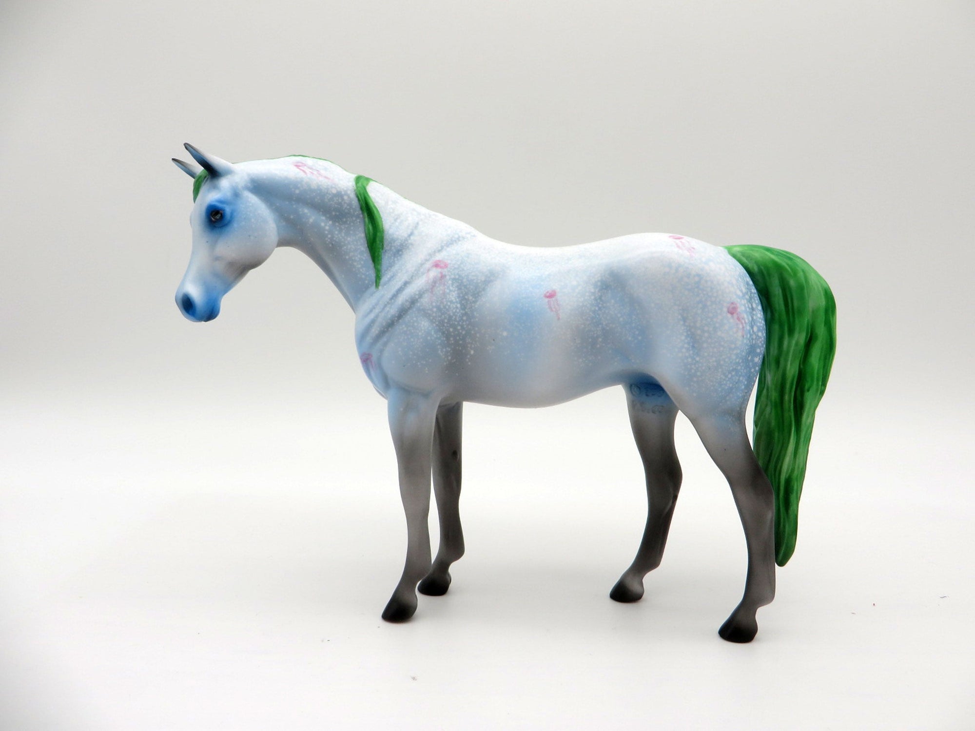 Moon Jelly-OOAK Pebbles Arabian Decorator Painted by Ellen Robbins 7/16/21