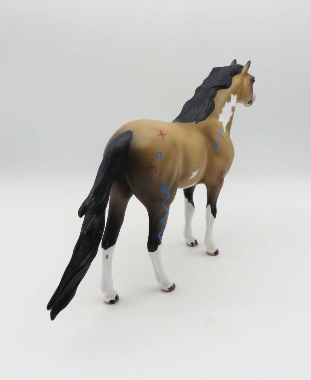 Numic - OOAK - Decorator Mustang - SHCF23