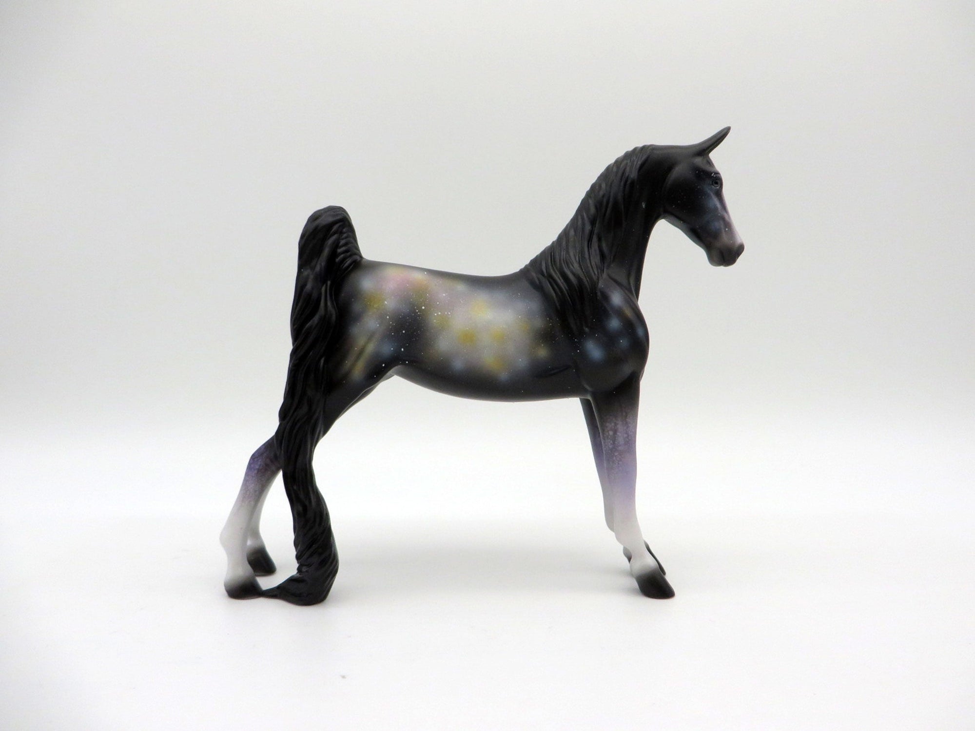 Orbit-LE-5 Standardbred Pebbles Deco Painted by Ellen Robbins 7/30/21