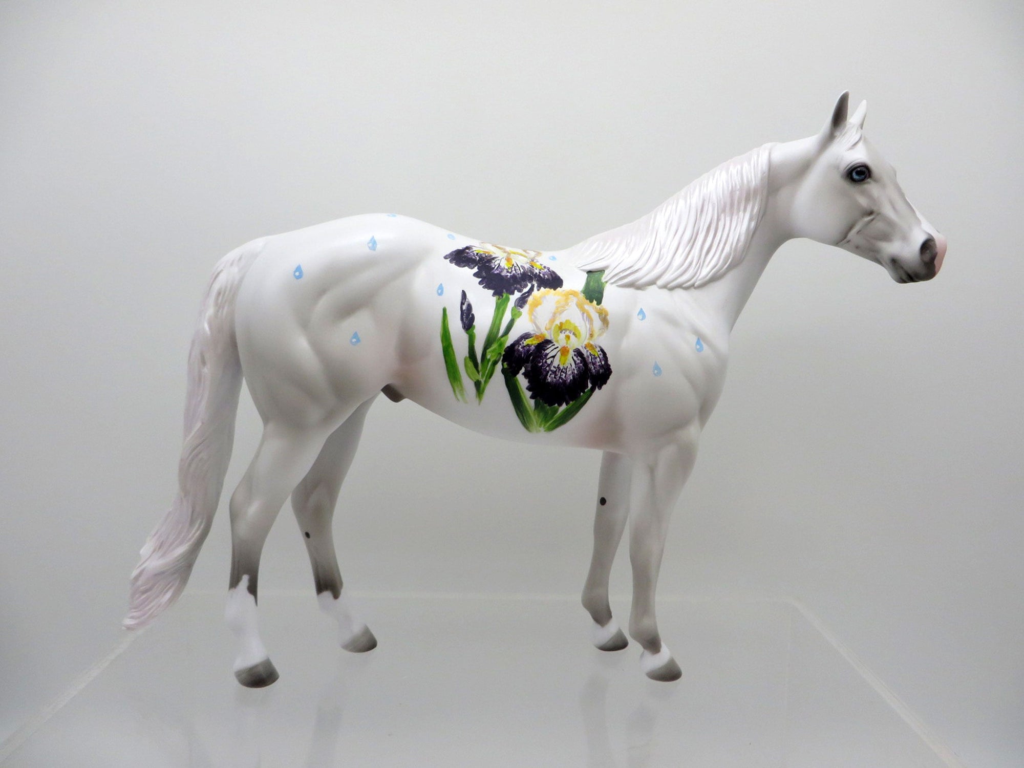 OUI Madame-OOAK Deco ISH By Dawn Quick SHCF 2021