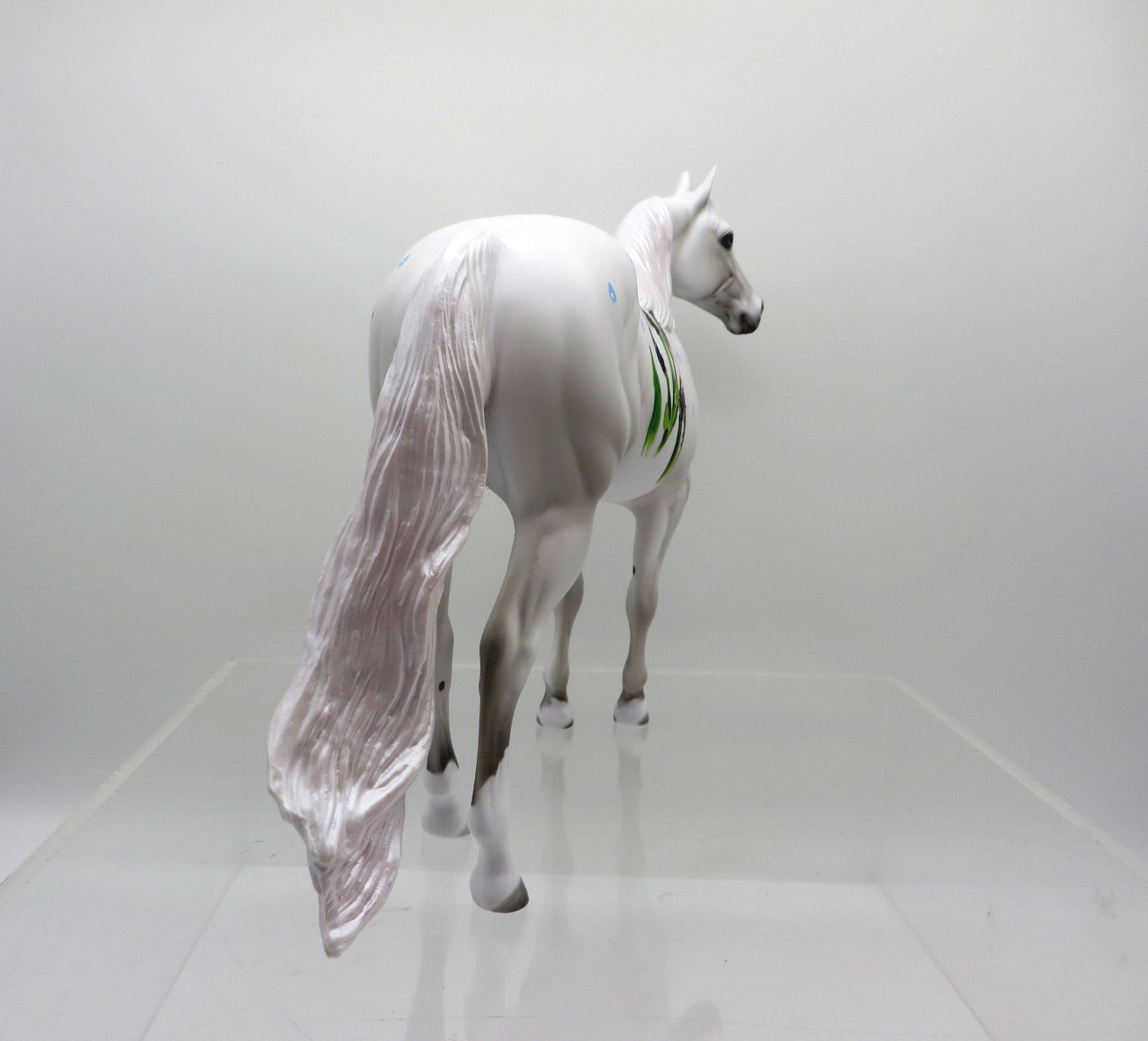 OUI Madame-OOAK Deco ISH By Dawn Quick SHCF 2021