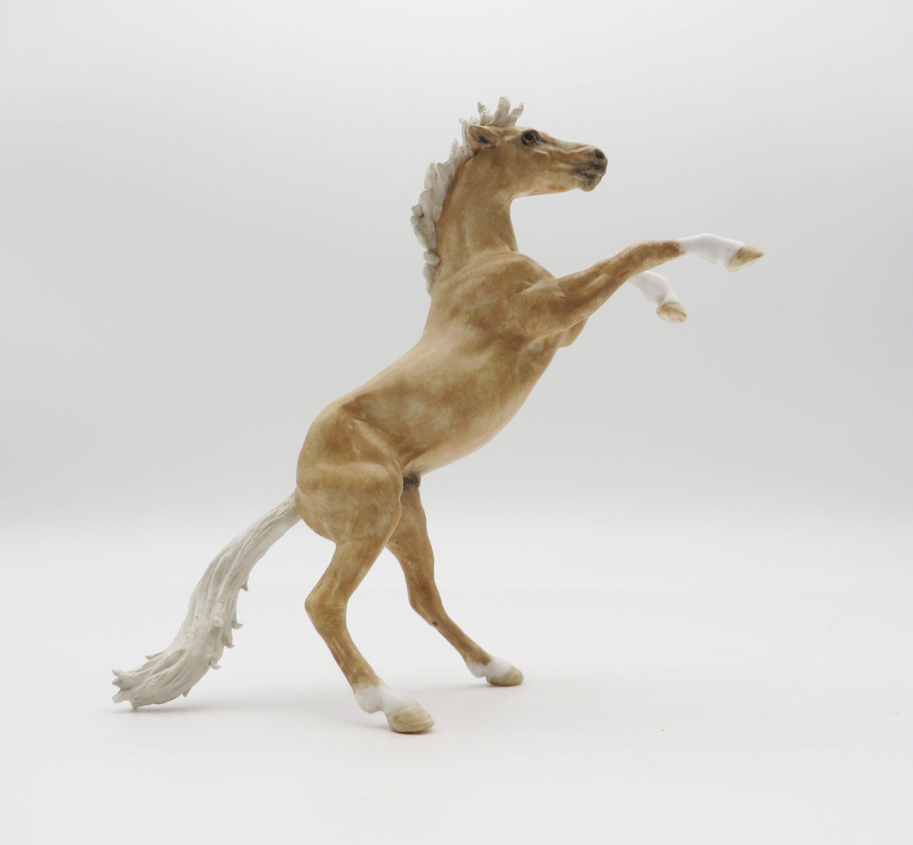 PINNACLE - OOAK Rearing Chip LHS 22