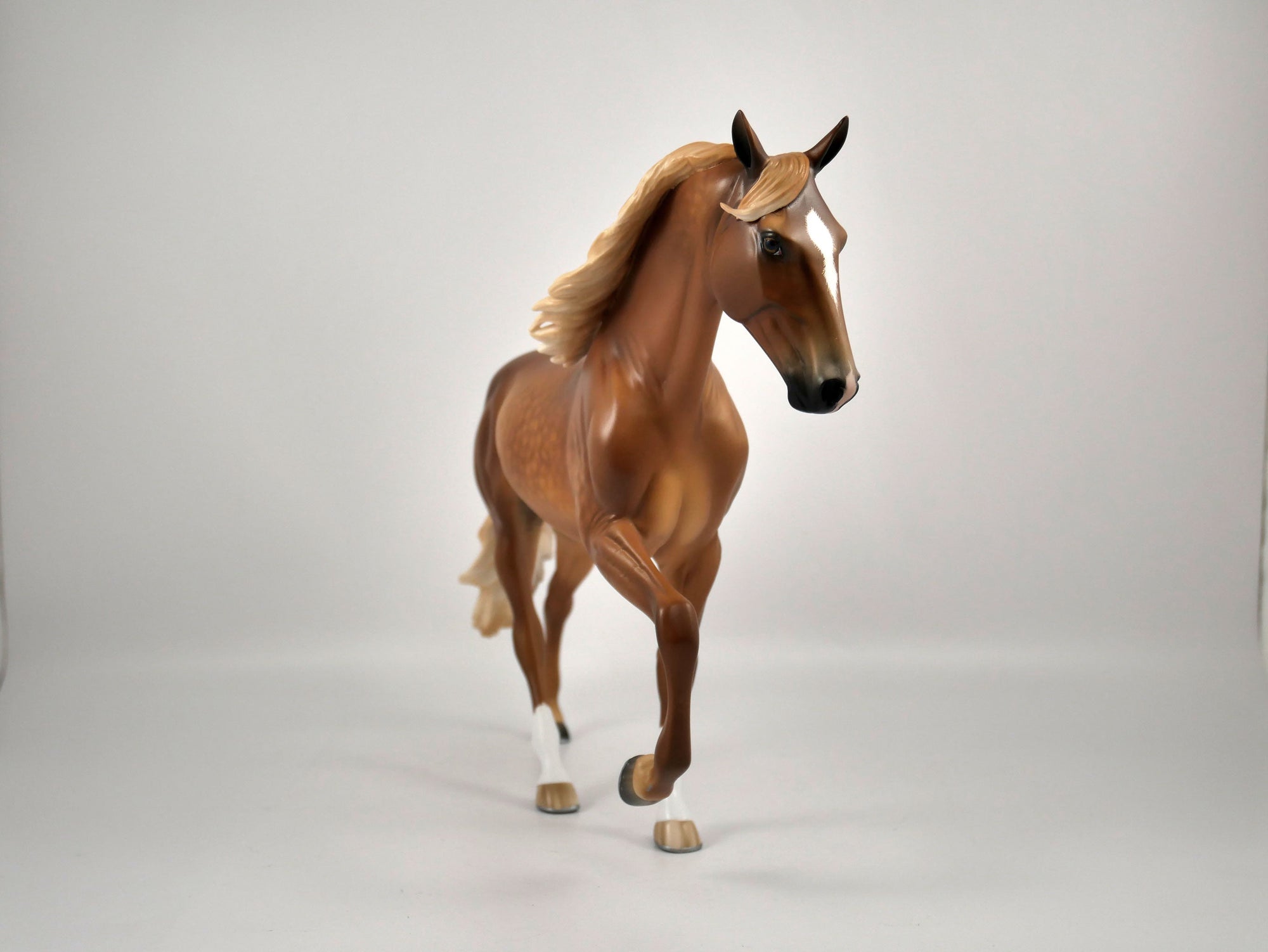 Phineas-OOAK Dapple Chestnut Tennessee Walker Painted By Sheryl Leisure 1/8/21
