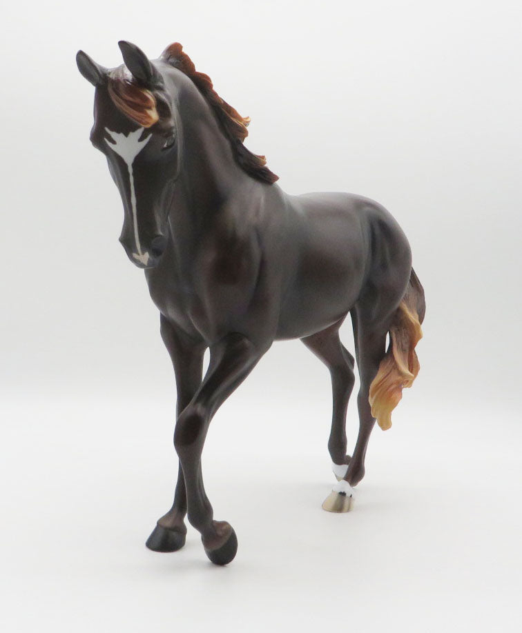 Robin Hood - LE 30 - Dappled Chestnut Thoroughbred - Classic Literature Series LIMITED TO ONE PER PERSON !!