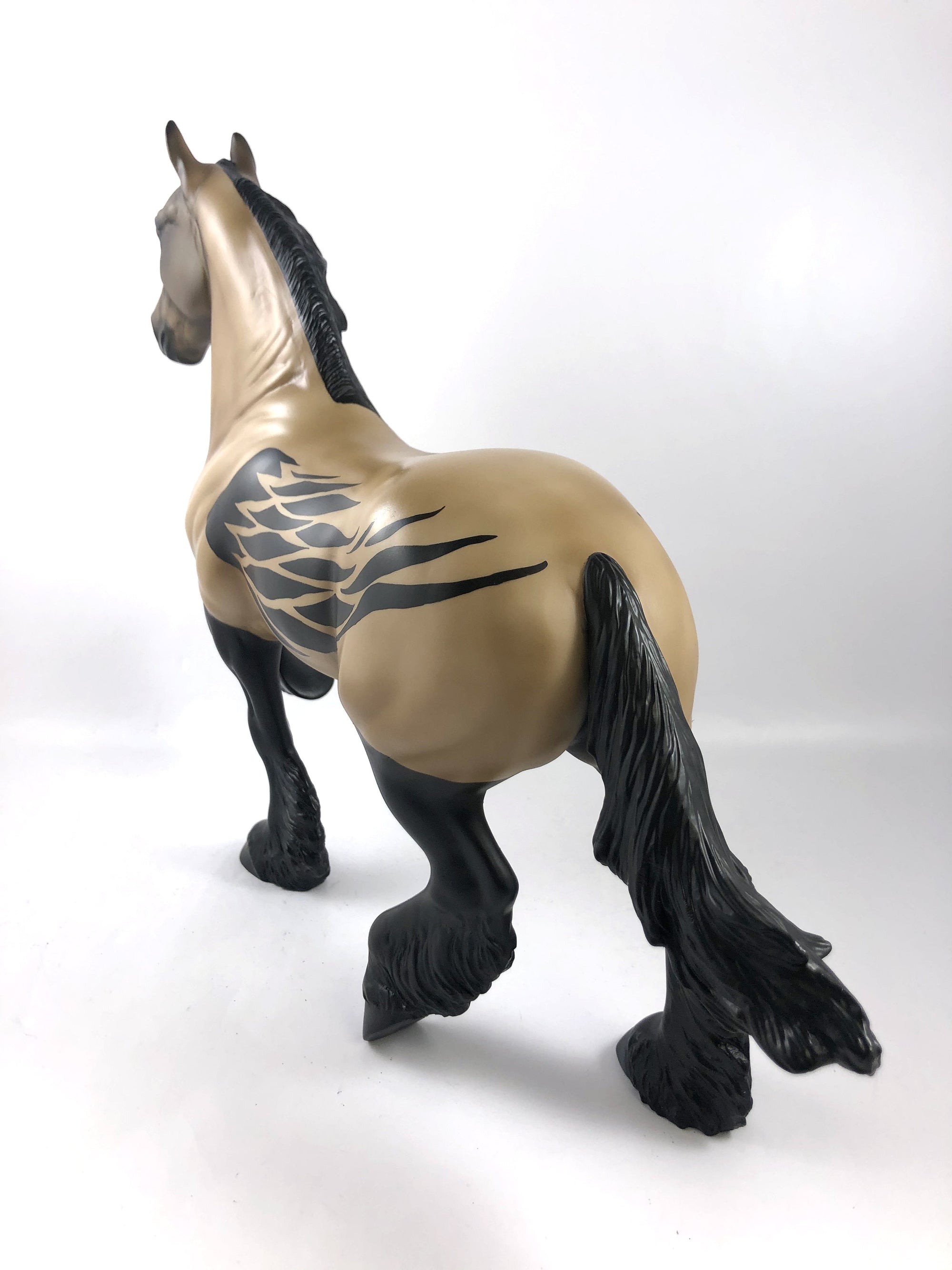 ARCHANGEL -LE-14 BAY CLIPPED WITH WINGS TROTTING DRAFTER BY AUDREY DIXON 1/10/20