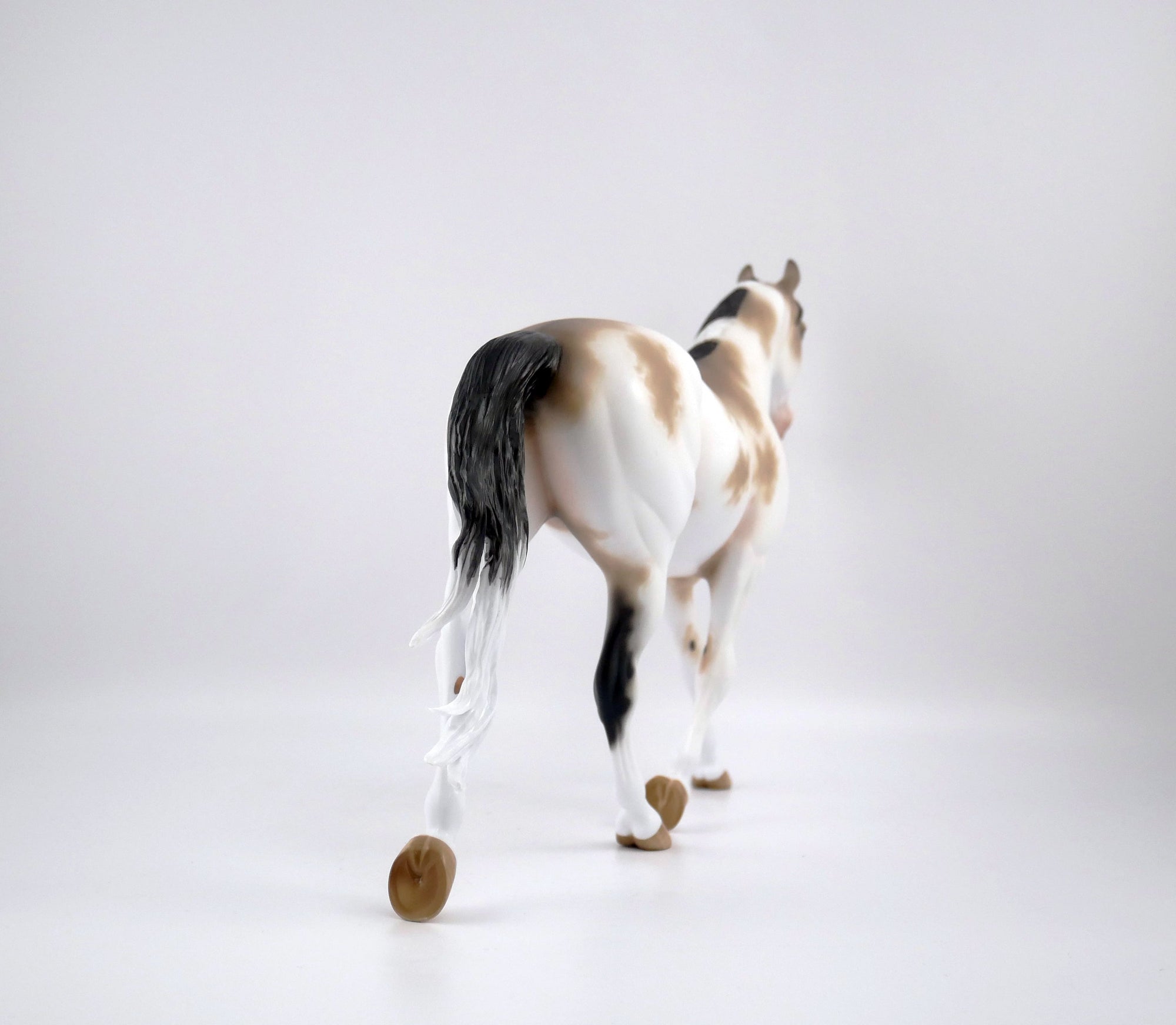 ARTSY FARTSY-OOAK BUCKSKIN PALOUSE BY SHERYL LEISURE