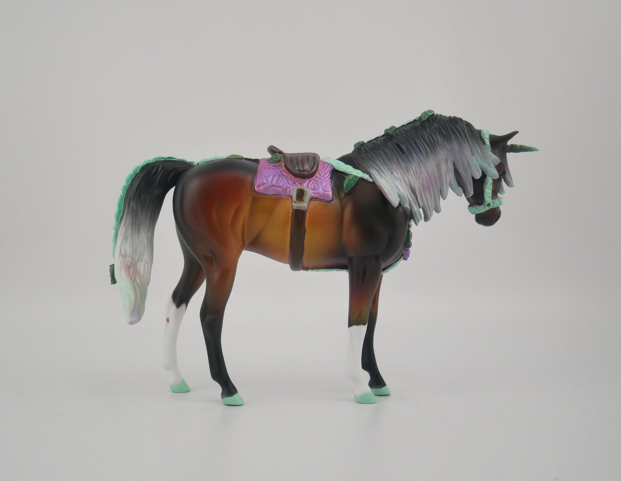 BUSQUIAT-OOAK Pebbles Arabian Decorator By Jas