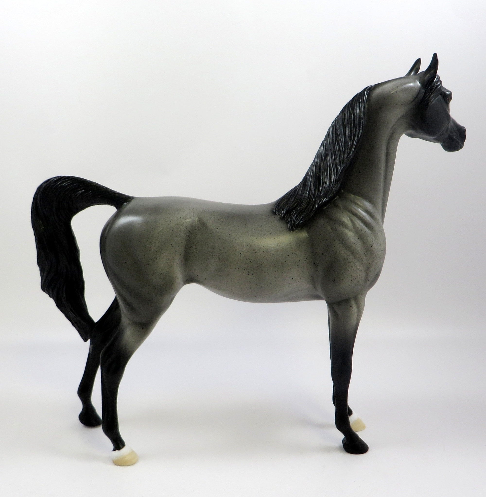 BLUE COAT-OOAK BLUE ROAN ARABIAN MODEL HORSE EQ 2019