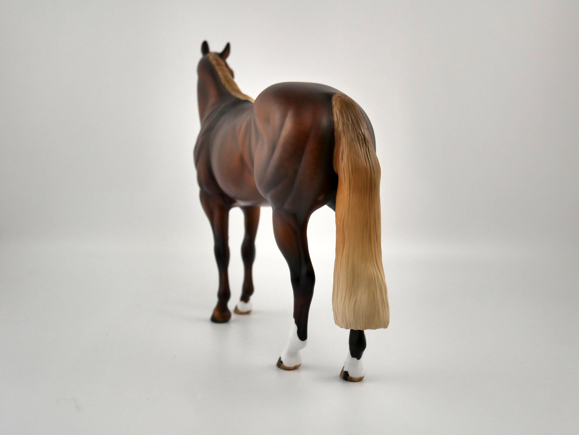 Bug A Boo-LE-15 Chestnut ISH MM 2020