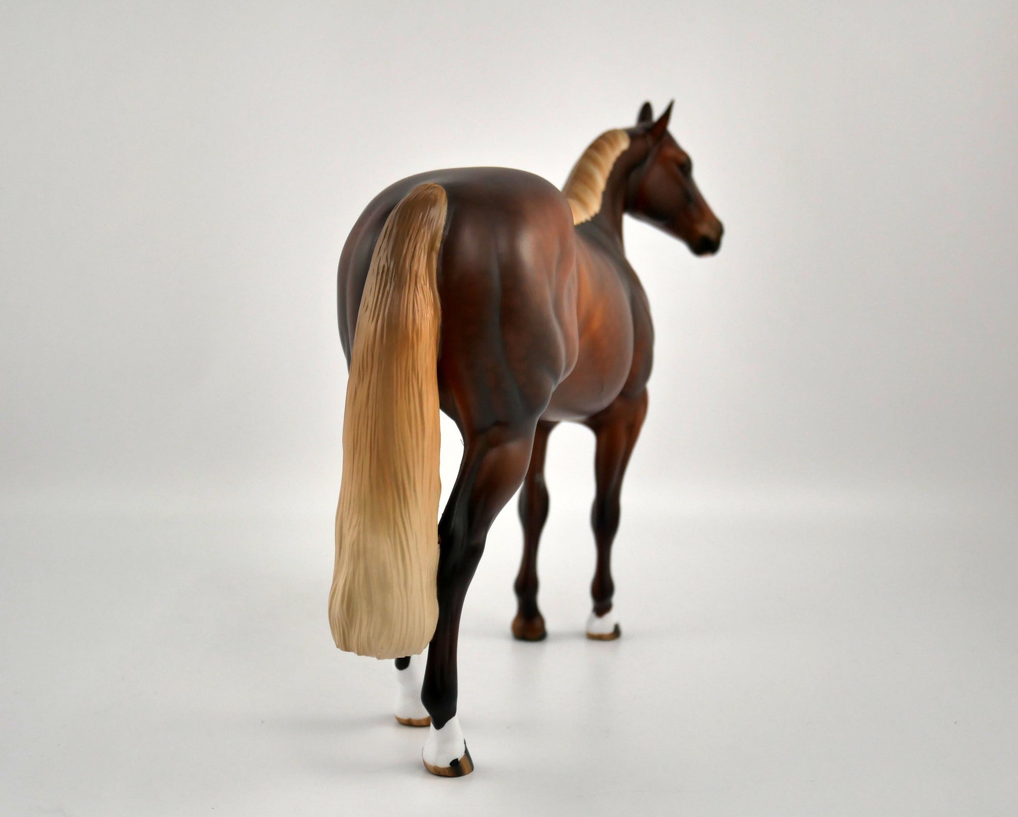 Bug A Boo-LE-15 Chestnut ISH MM 2020